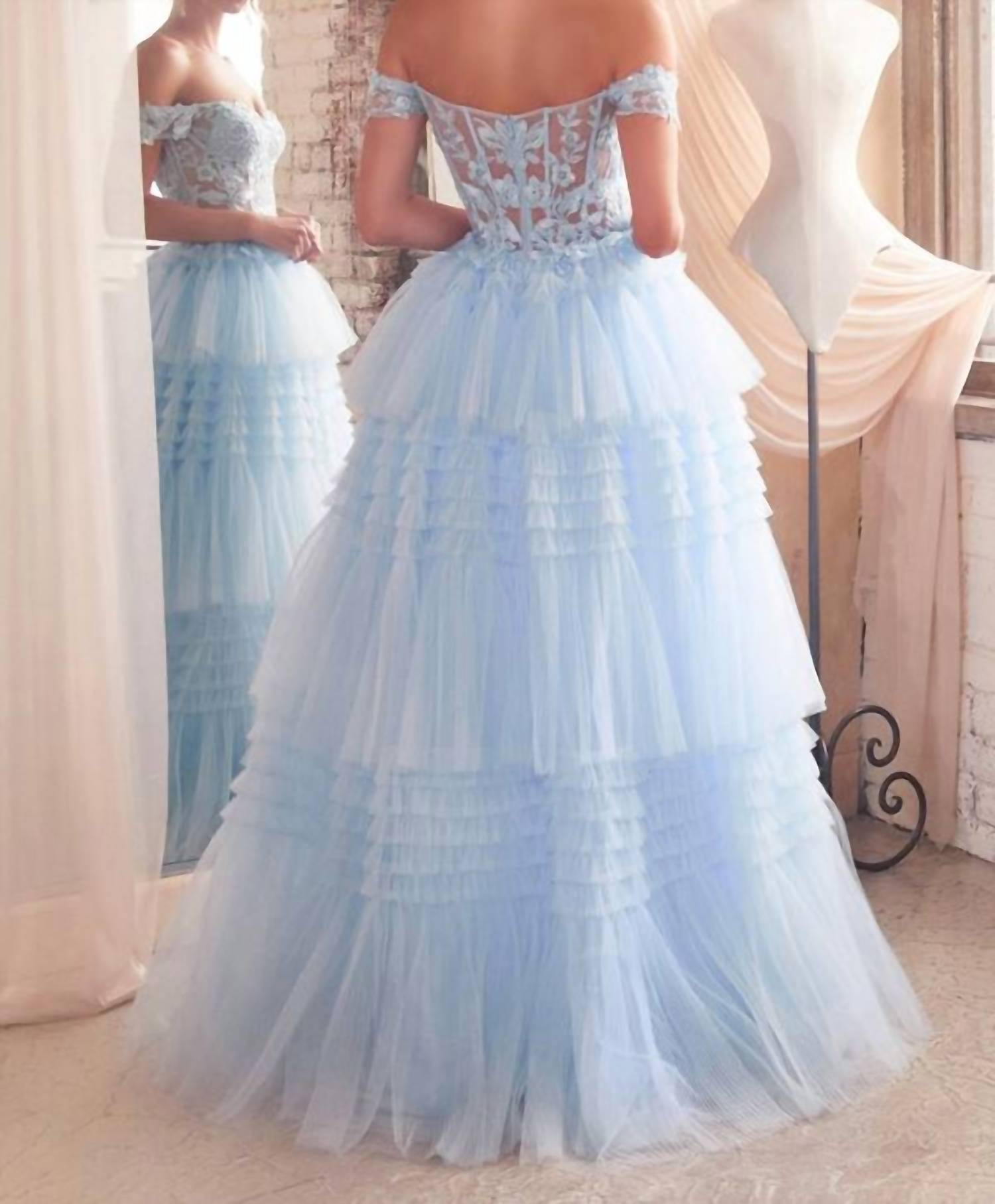 Ladivine - Tulle Ball Gown