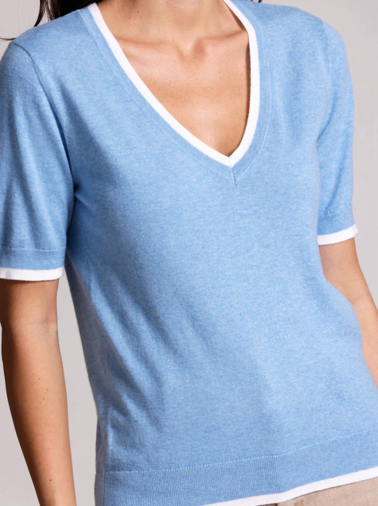 Minnie Rose - V-neck With Tipping Top