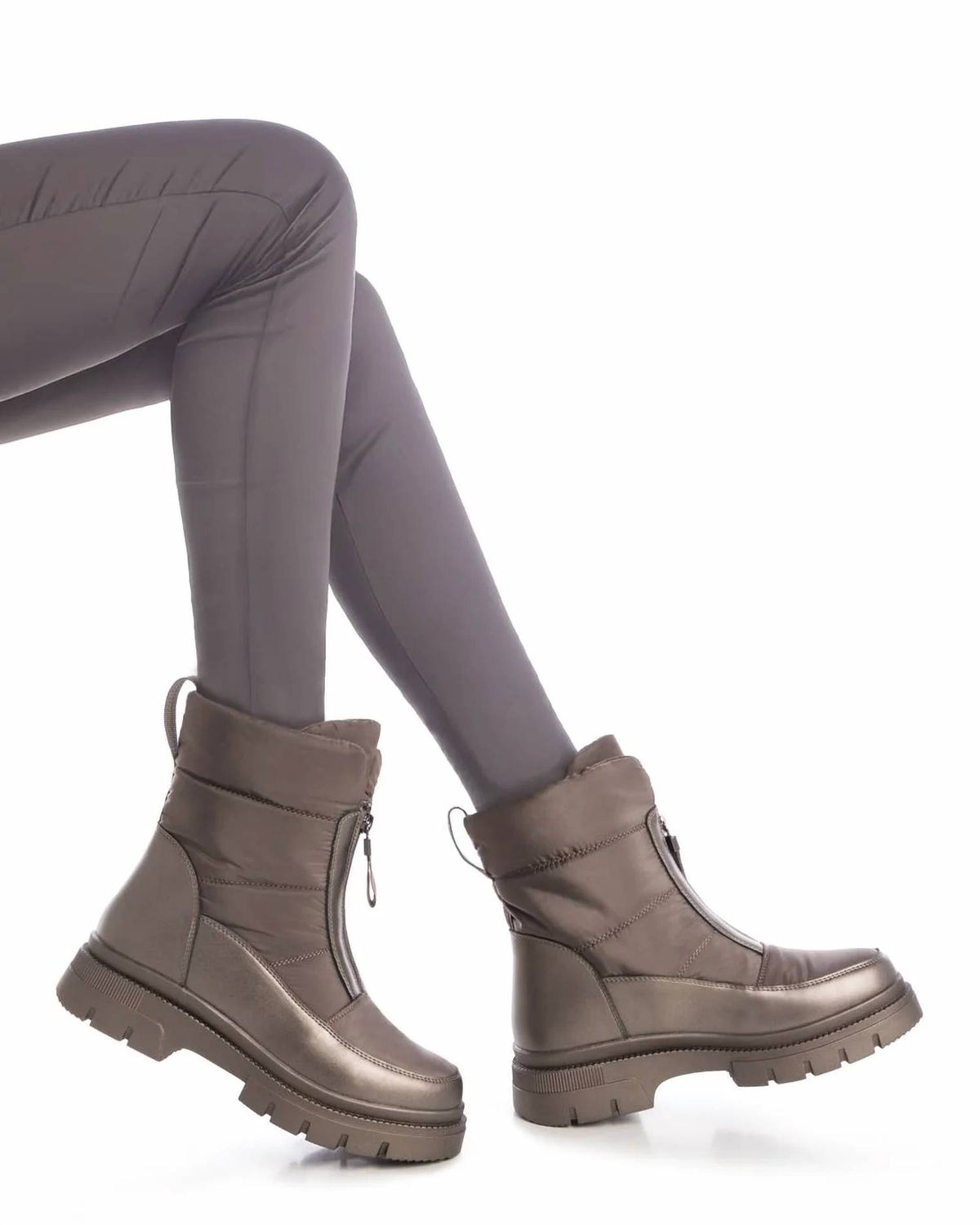 Xti - Women's Front Zipper Booties
