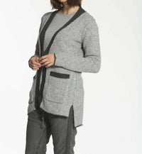 Label+Thread - Women's Boucle Snap Cardigan