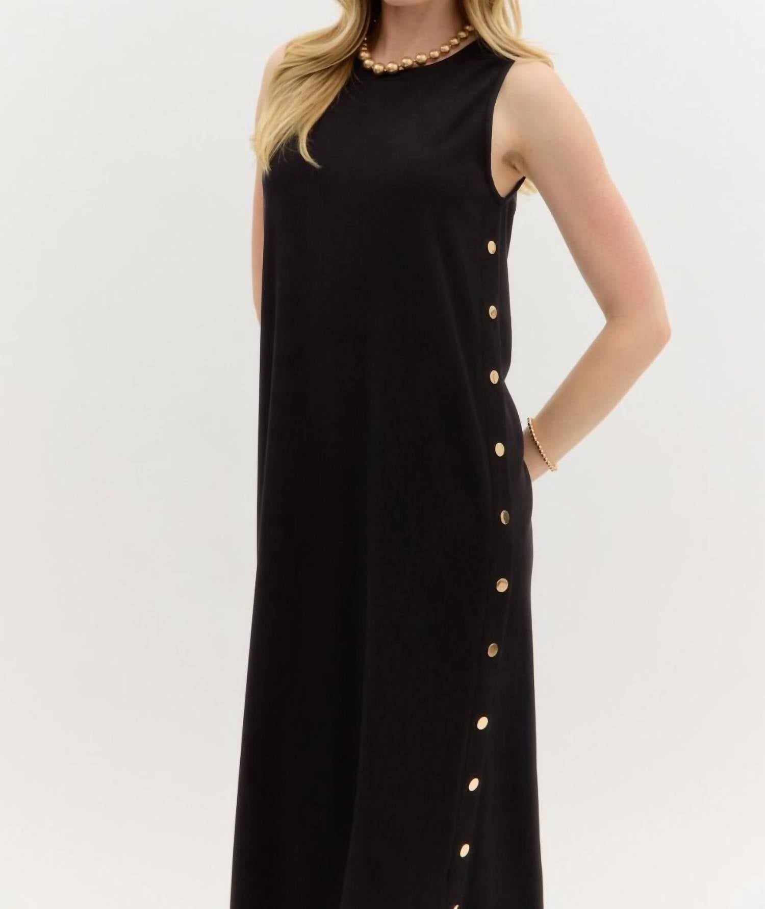 Entro - Solid Rib Textured Black Midi Dress