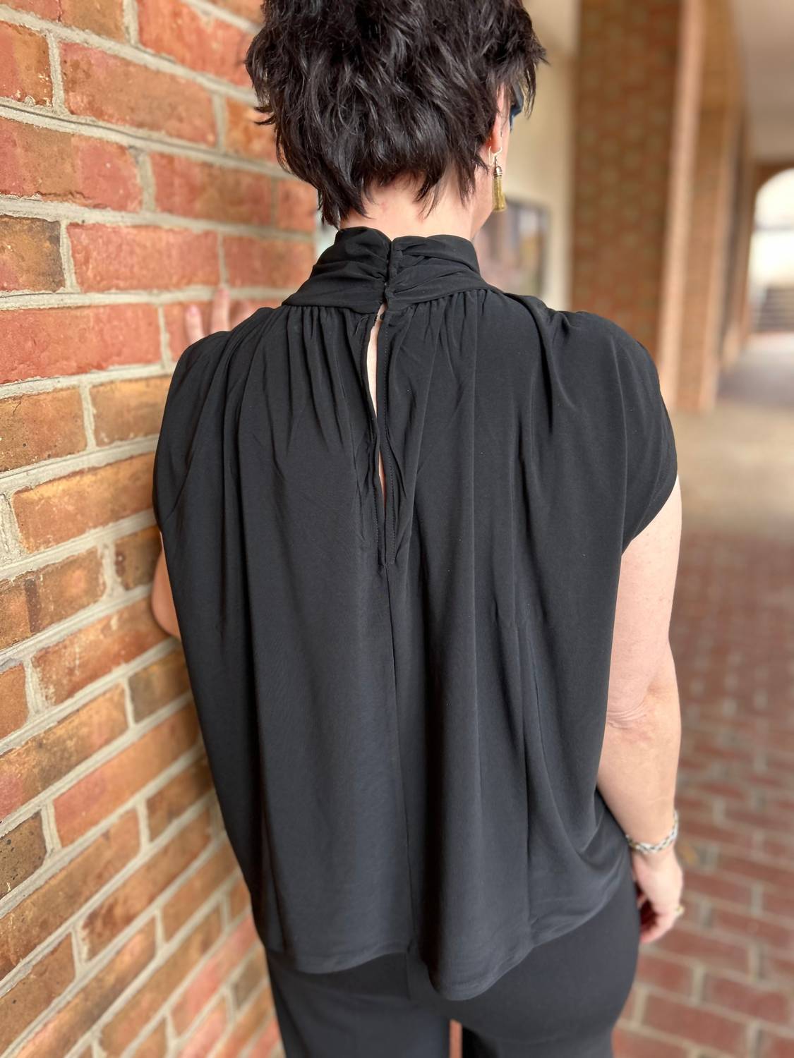 Isle - Caleb Sleeveless Top