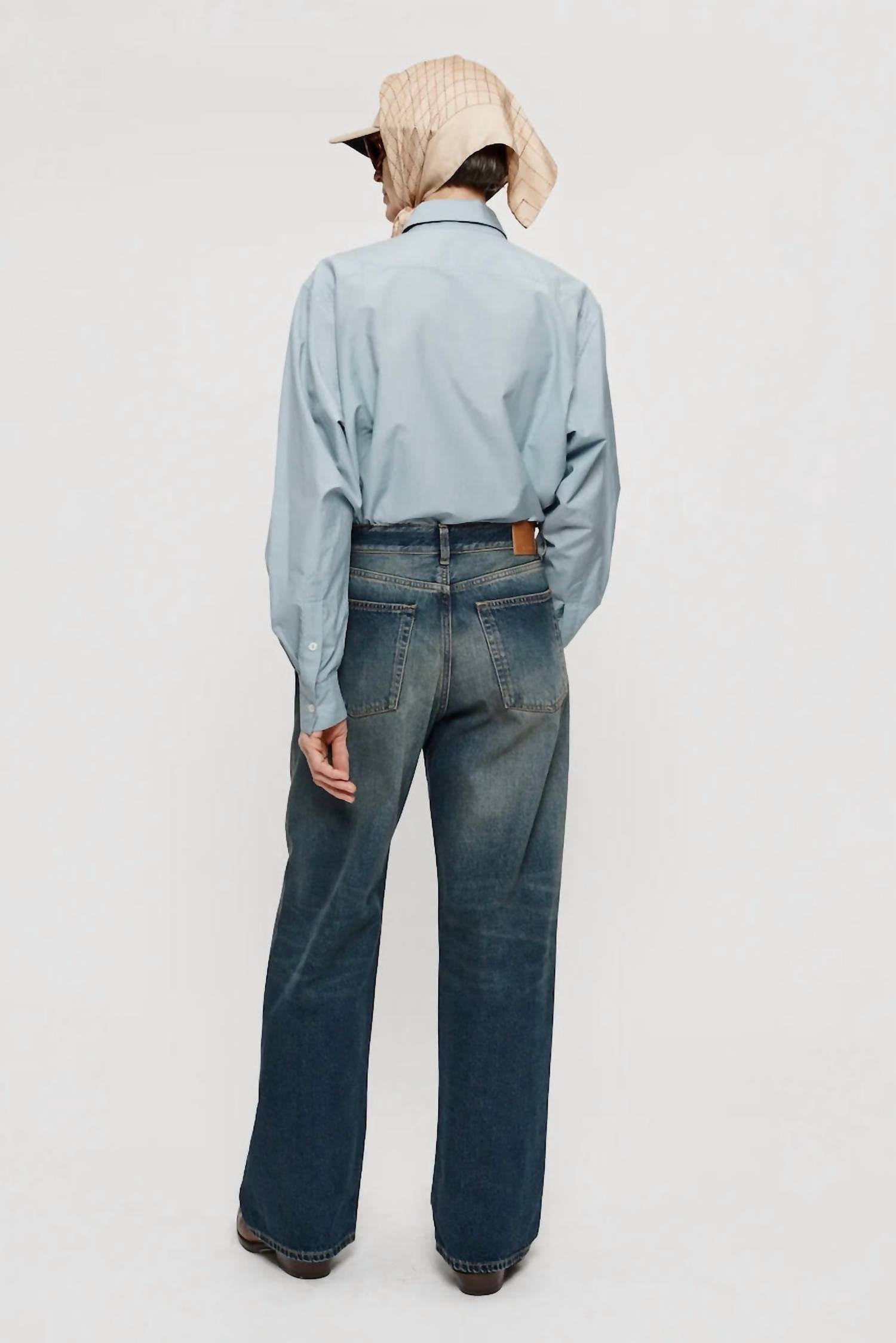 6397 - Mid-rise Wide Jean