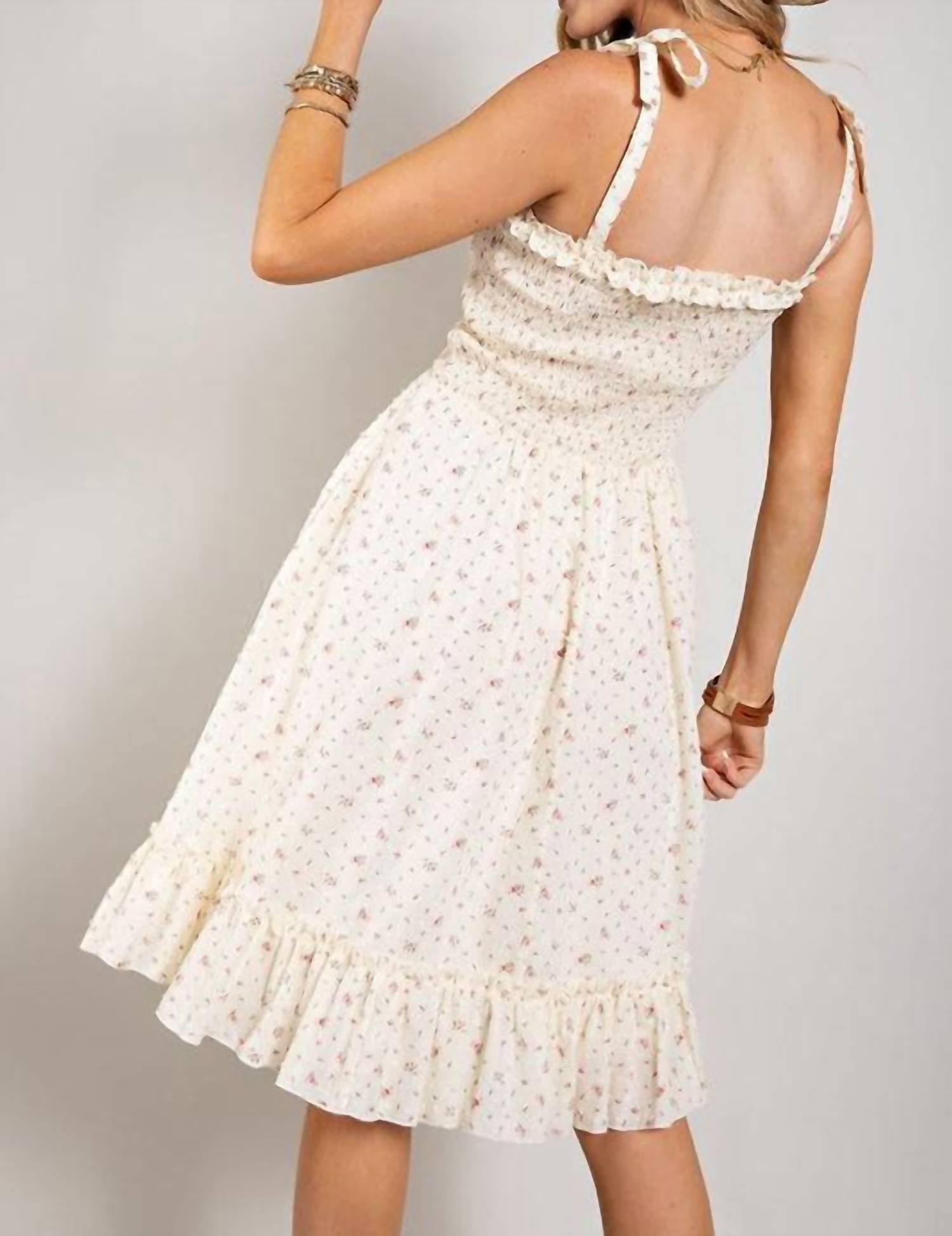 Sweet Generis - Flower Print Smocked Dress