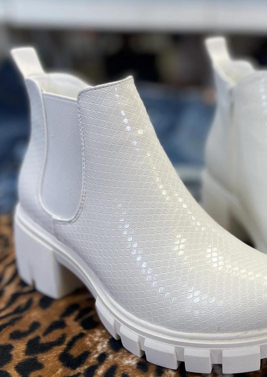 Olem - Women's Camden Classic Bootie