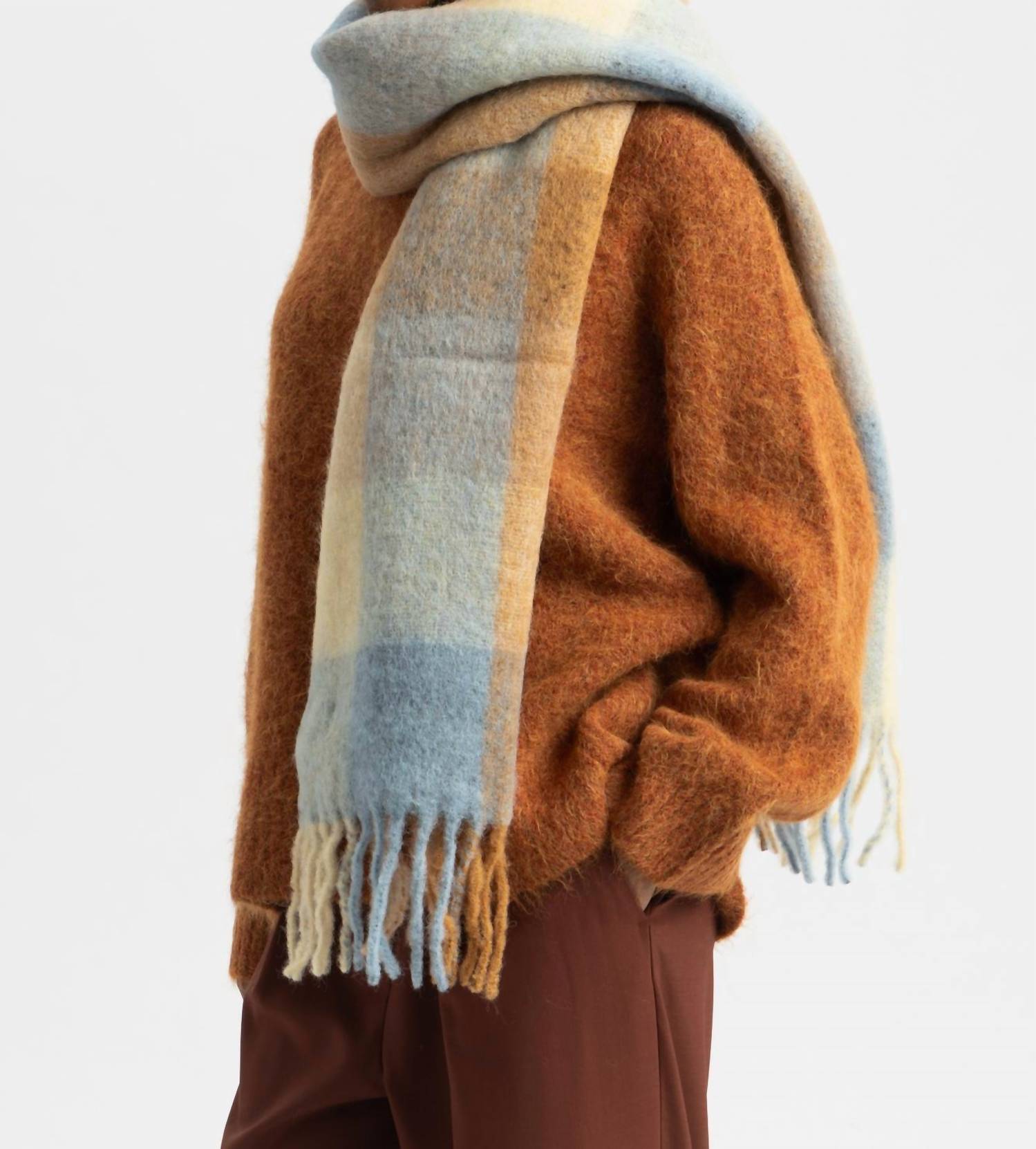 Holzweiler - Fresia Scarf