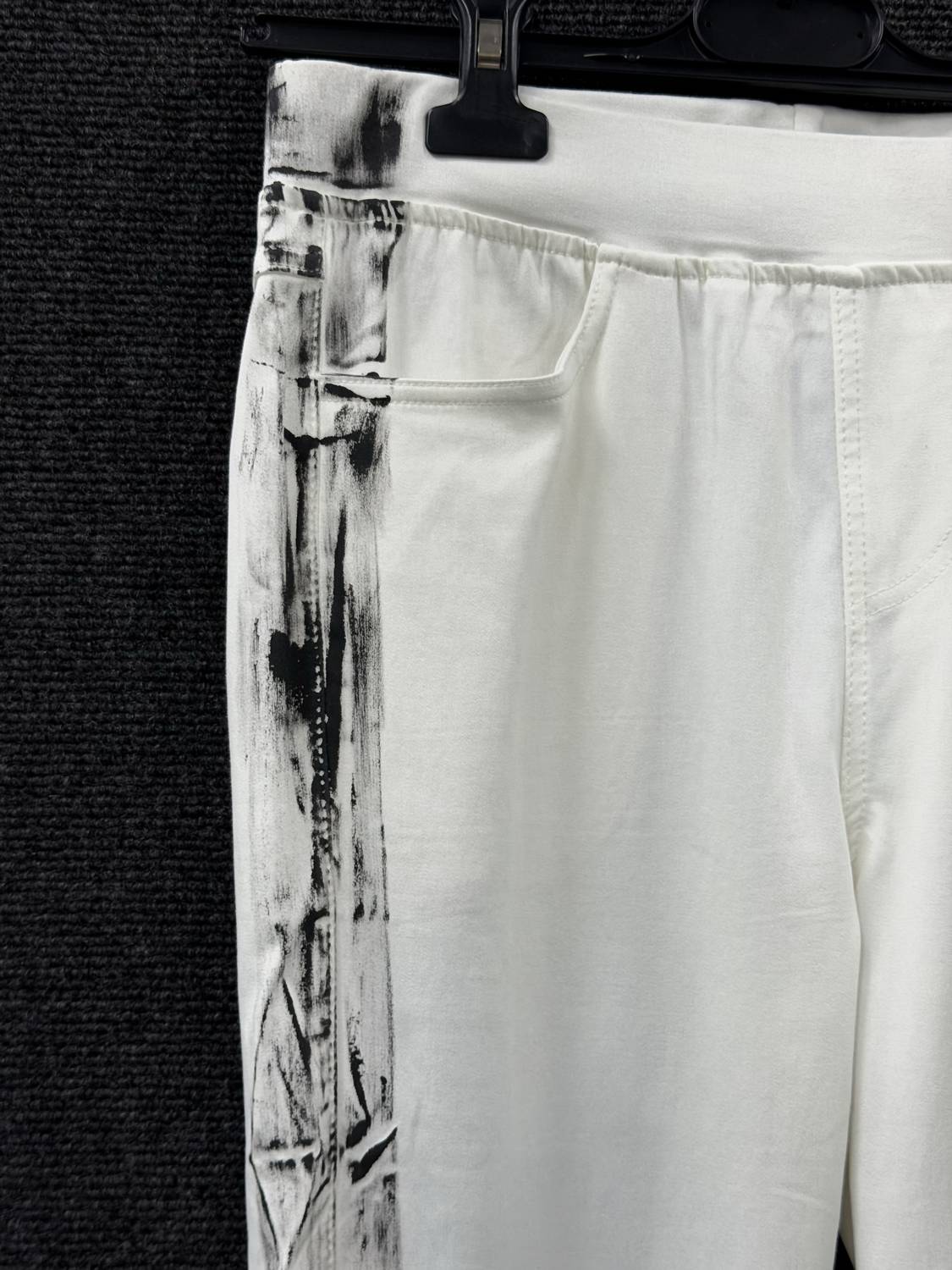 Zannza Couture - Women's Cotton Pants With Black Detail