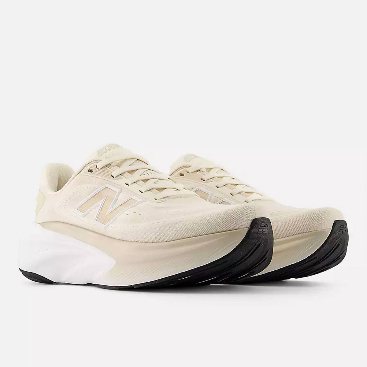 New Balance - Women's Fresh Foam X More V6 Sneakers