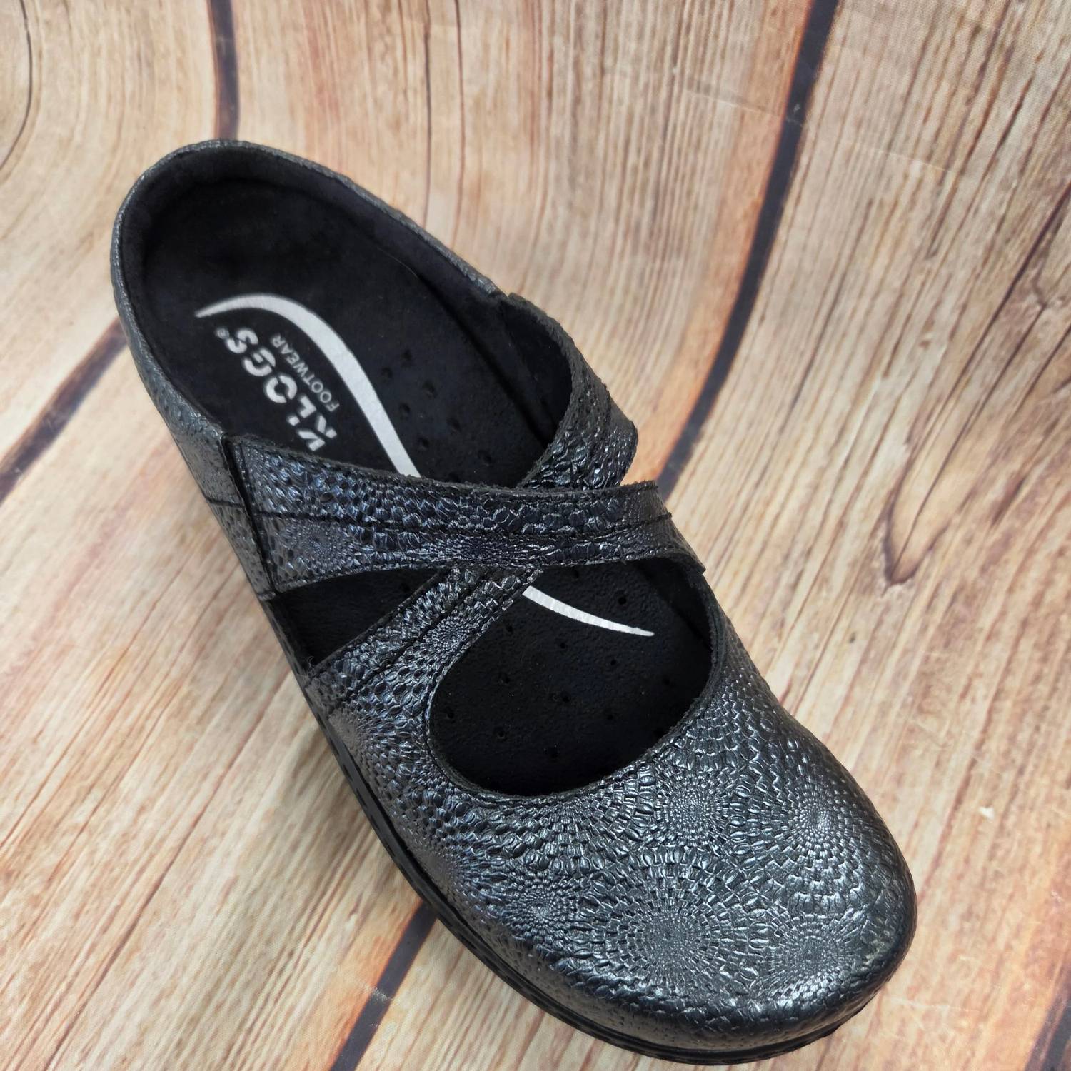 Klogs Footwear - Women's Carolina Criss Cross Straps Clogs