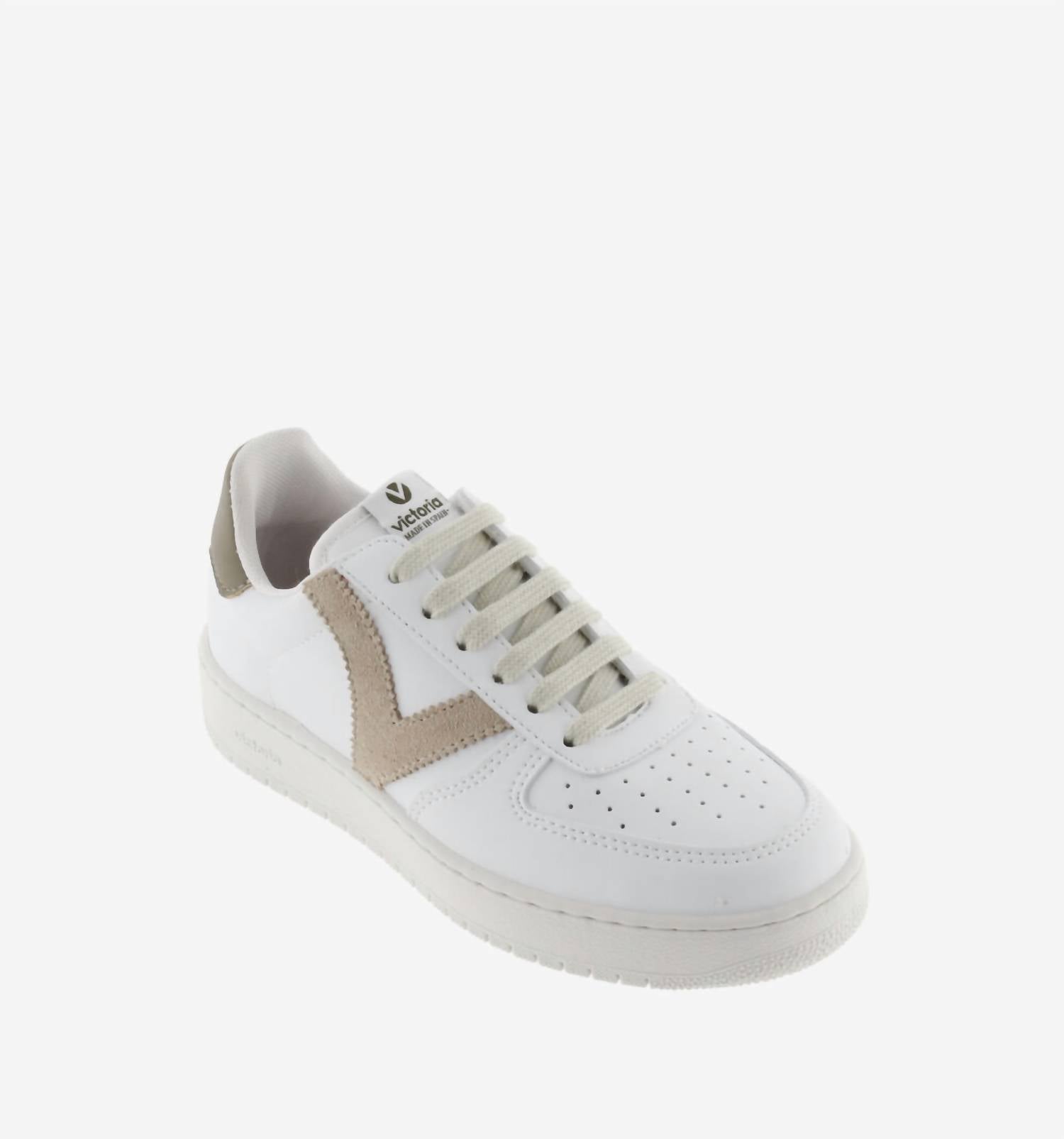 VICTORIA Men's Low-top Lace-up Sneakers in taupe - men's sneaker - detail view