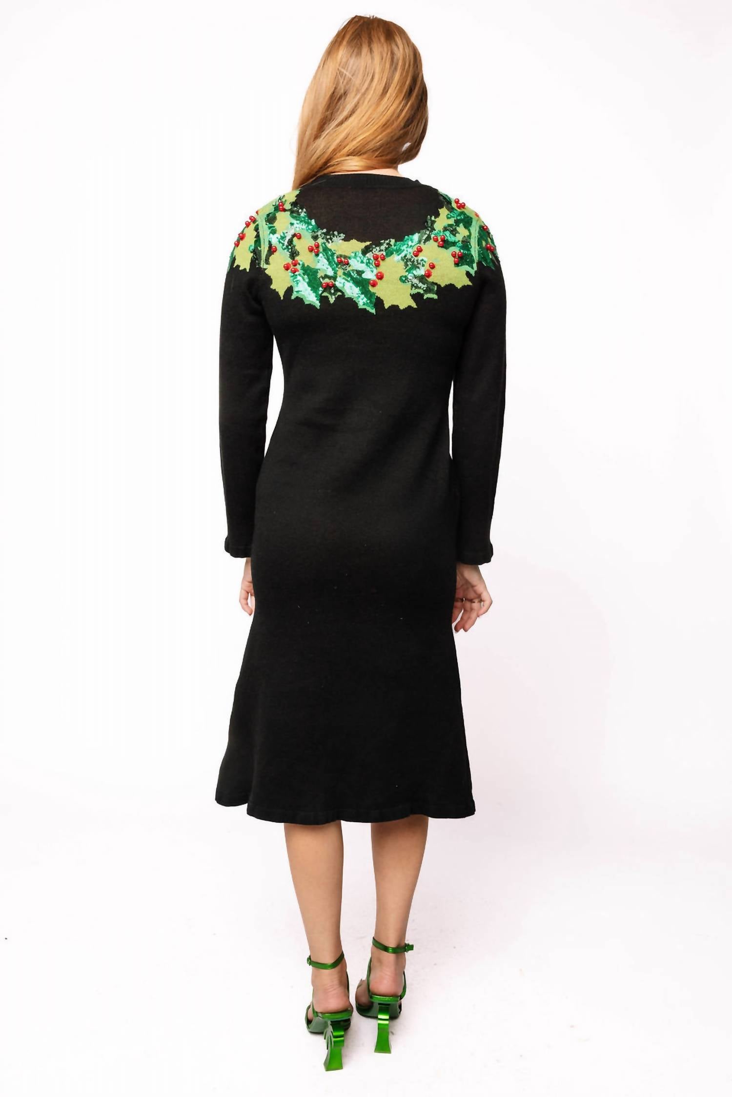 Queen Of Sparkles - Sequin Wreath With Bow Knit Midi Dress