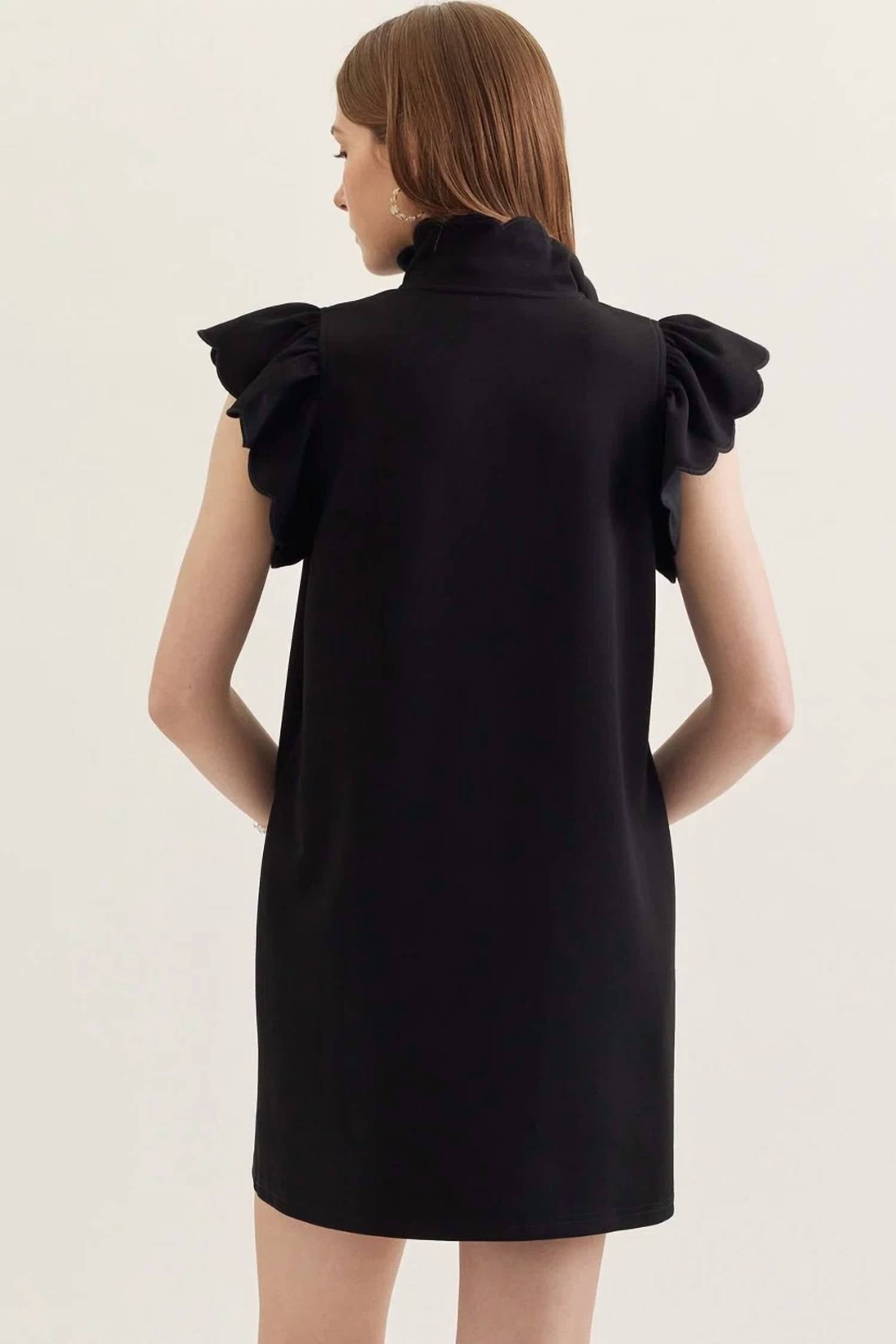 Entro - Scallop Flutter Sleeve Dress