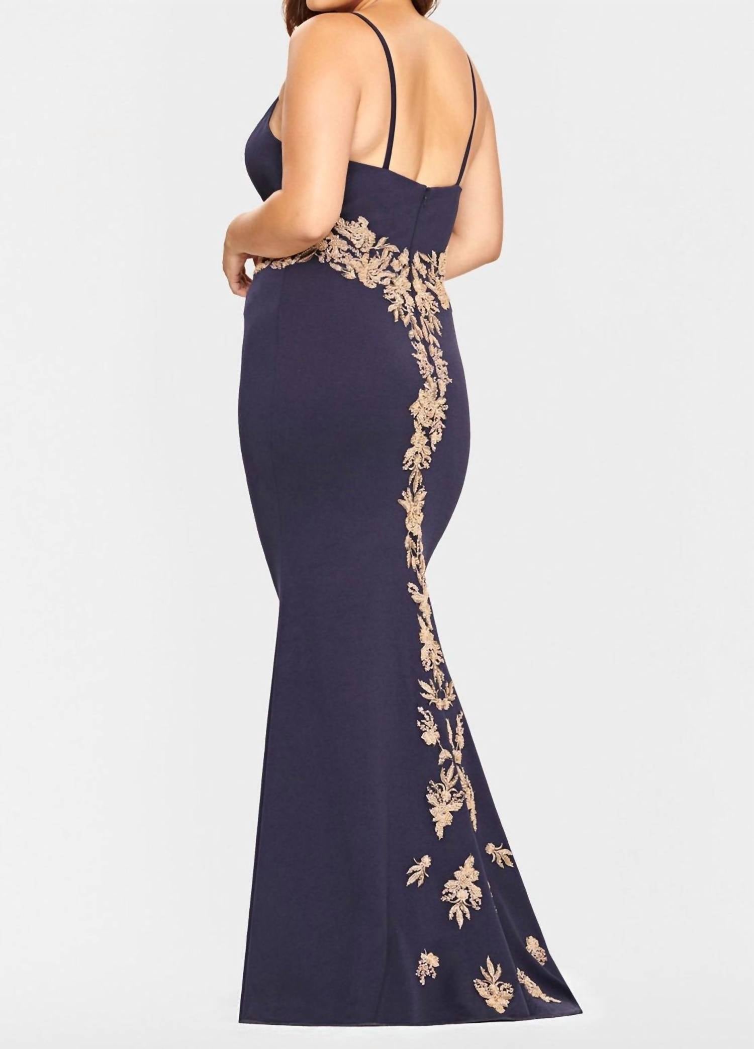 Faviana - Jersey Long Dress With Beaded Lace Applique