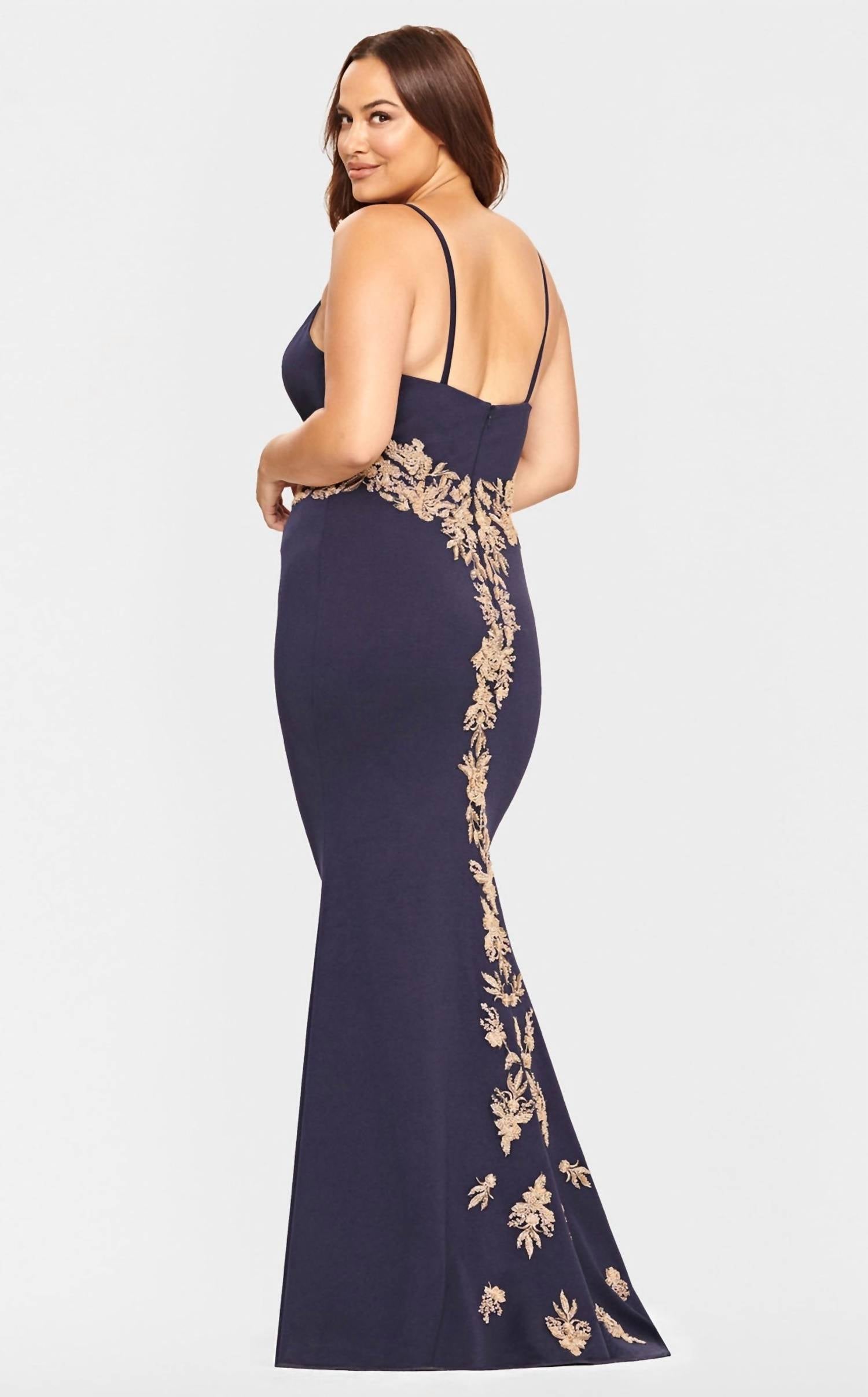 Faviana - Jersey Long Dress With Beaded Lace Applique