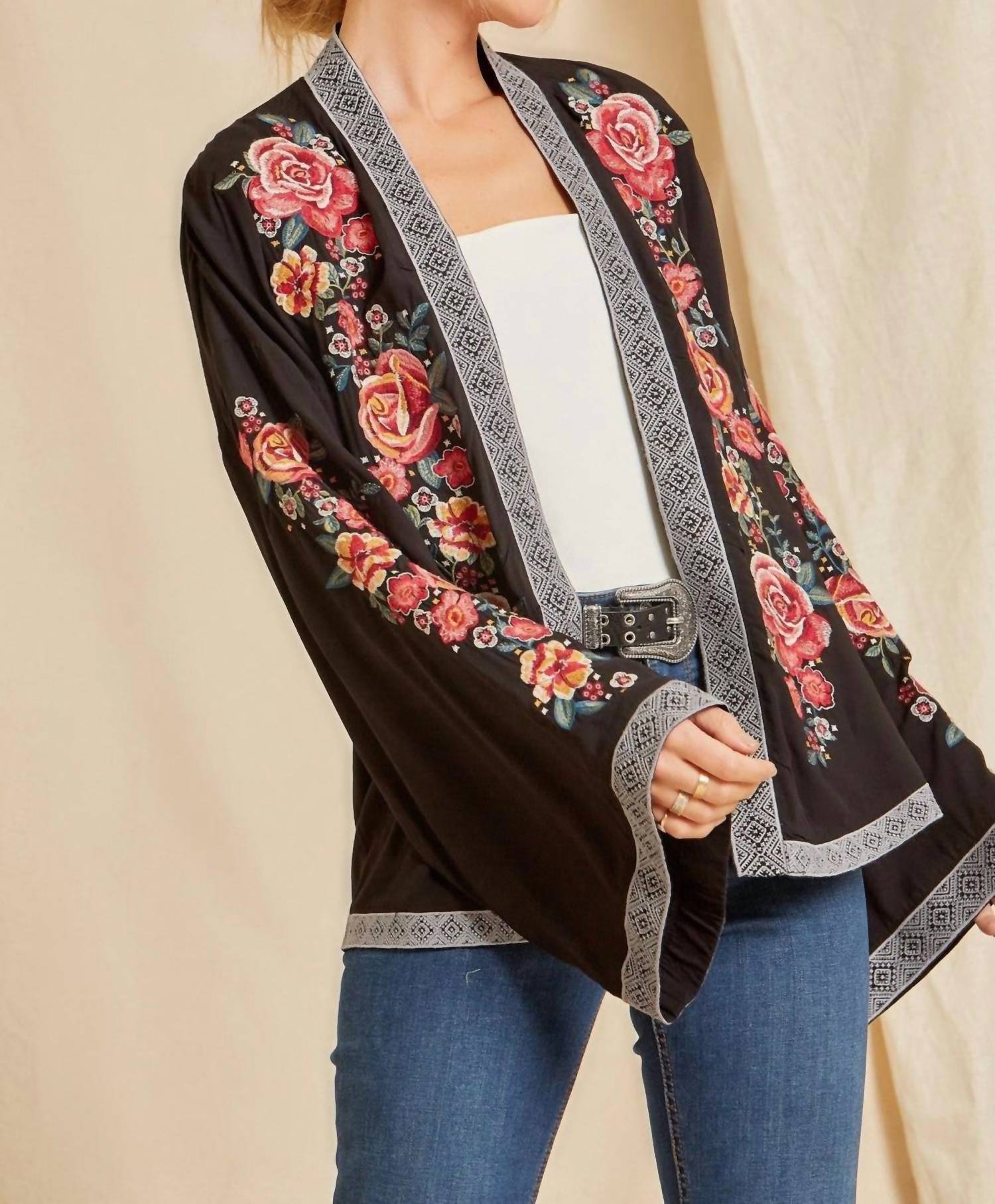 Andree By Unit - Embroidered Cardigan