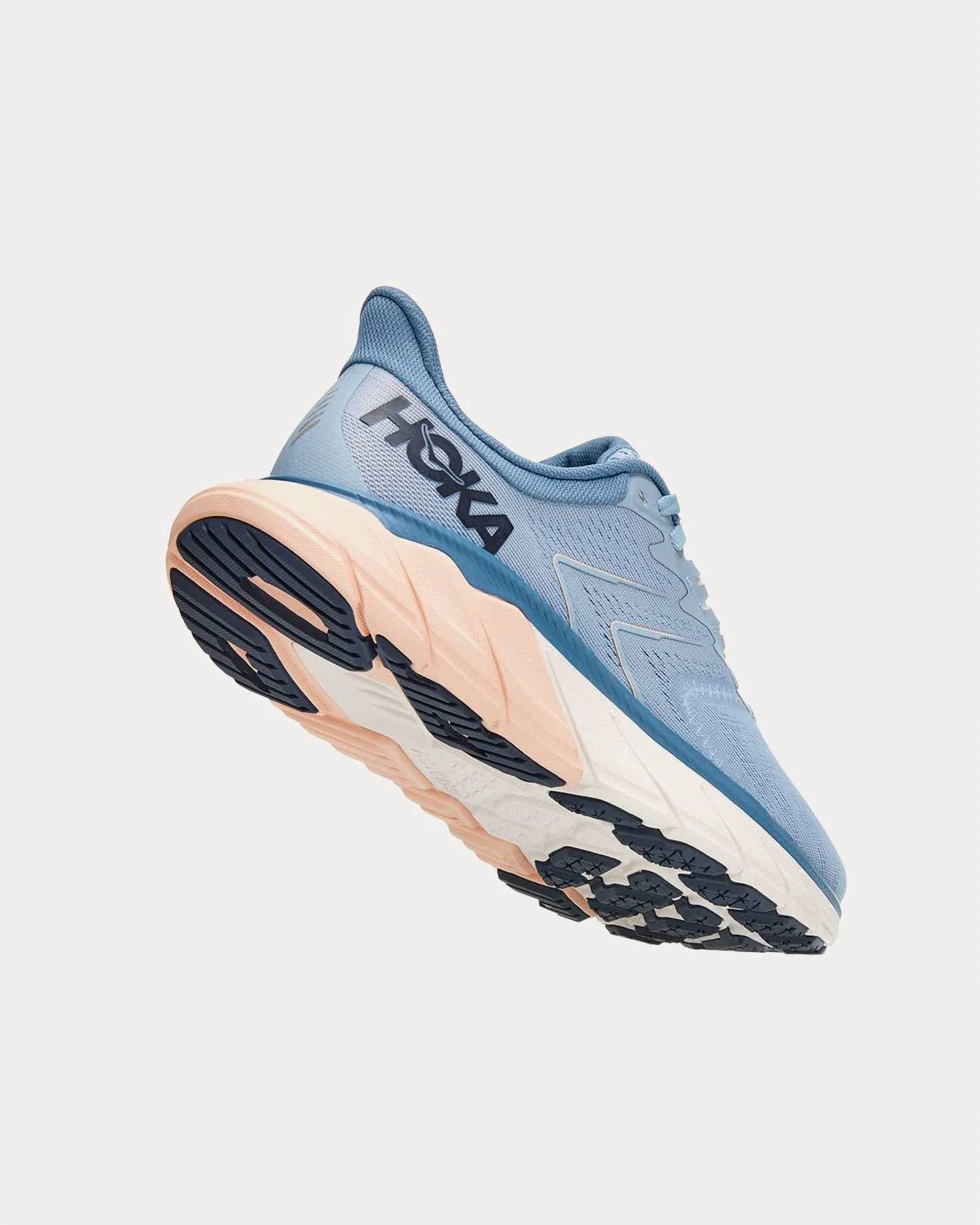 Hoka - Women's Arahi 5 Running Shoes