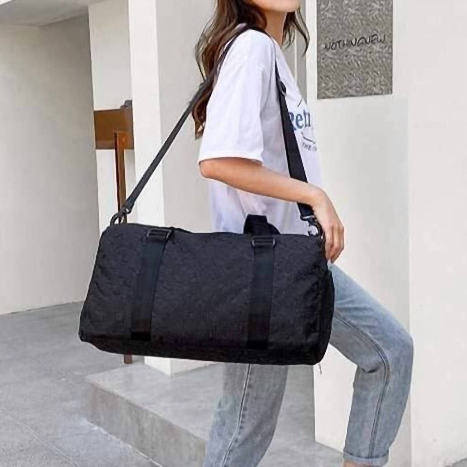 Beauty Stash - Textured Checkered Travel Duffel Weekender