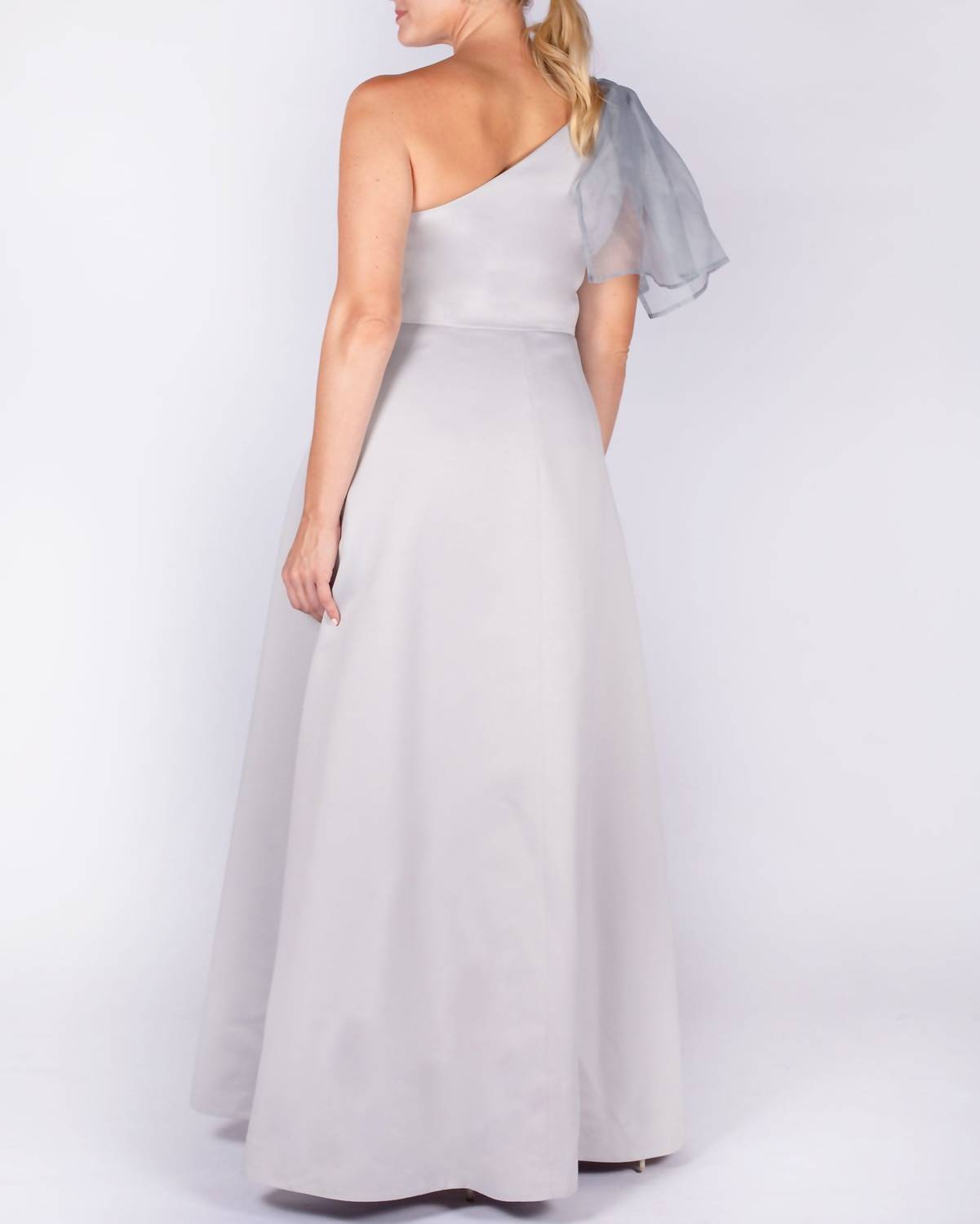 Camilyn Beth - Vivienne Gown