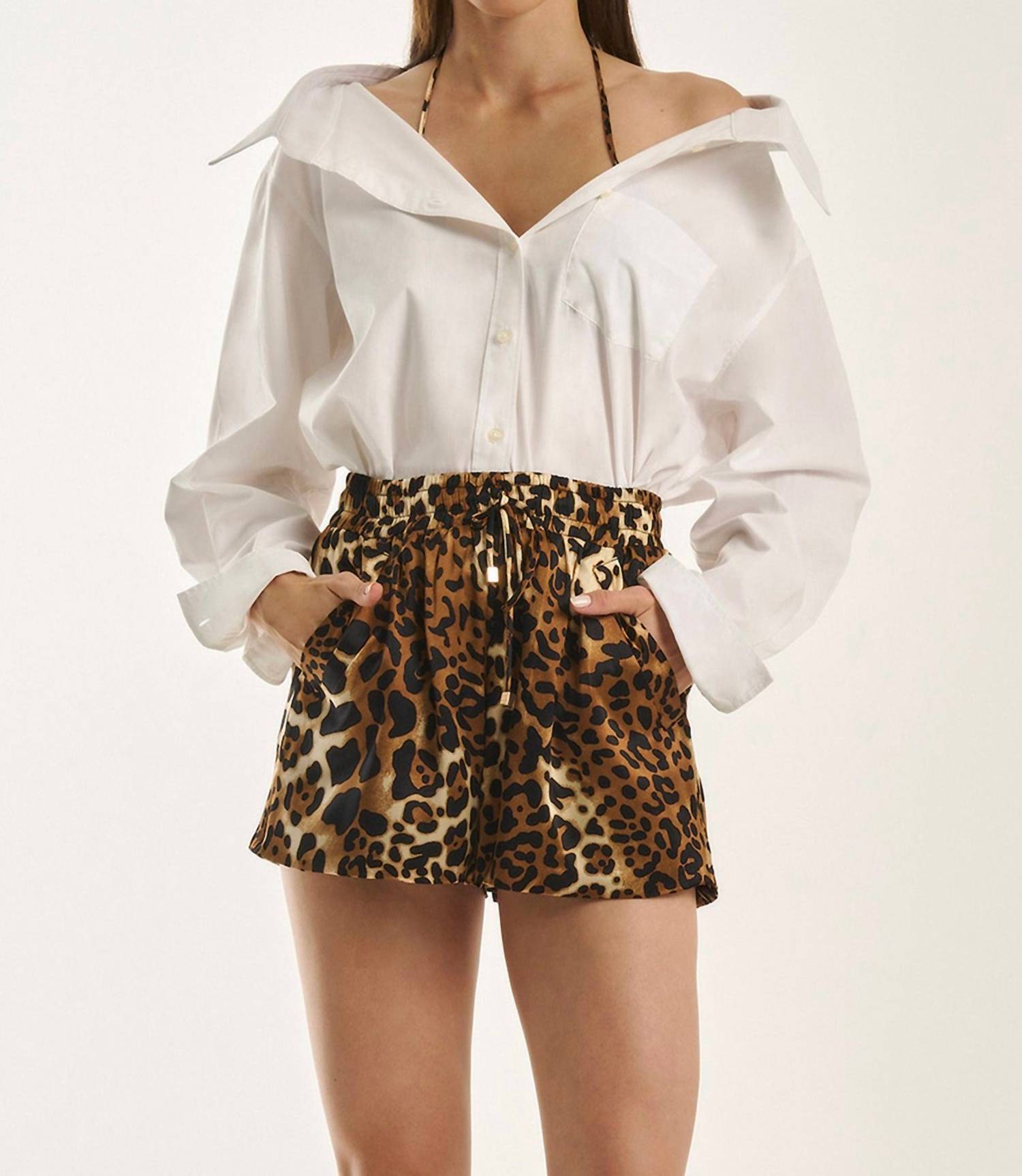 Nonchalantlabel - Tasha Buttondown