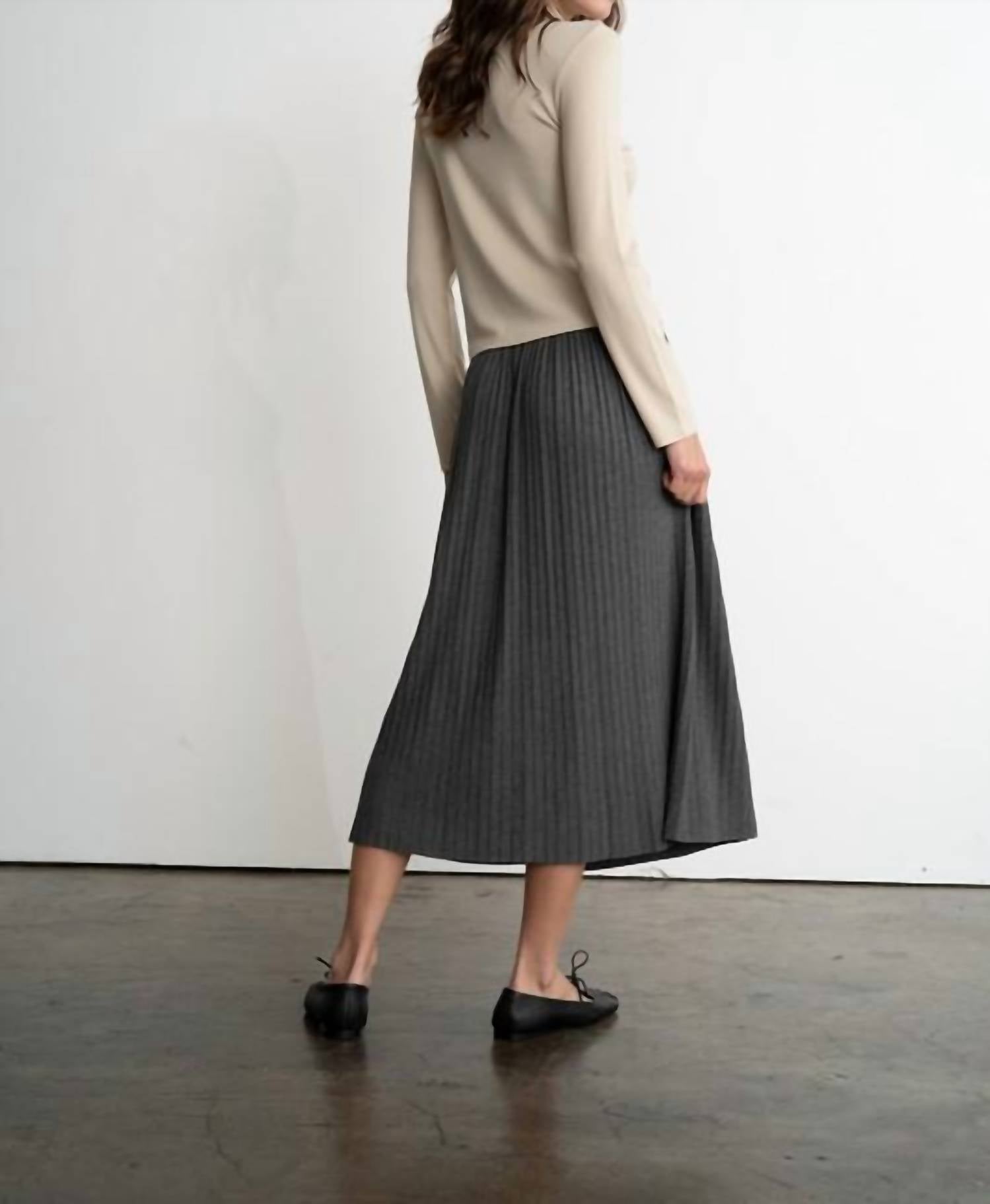 Elle Grey Lightweight Pleated Skirt in charcoal - women's skirt - detail view