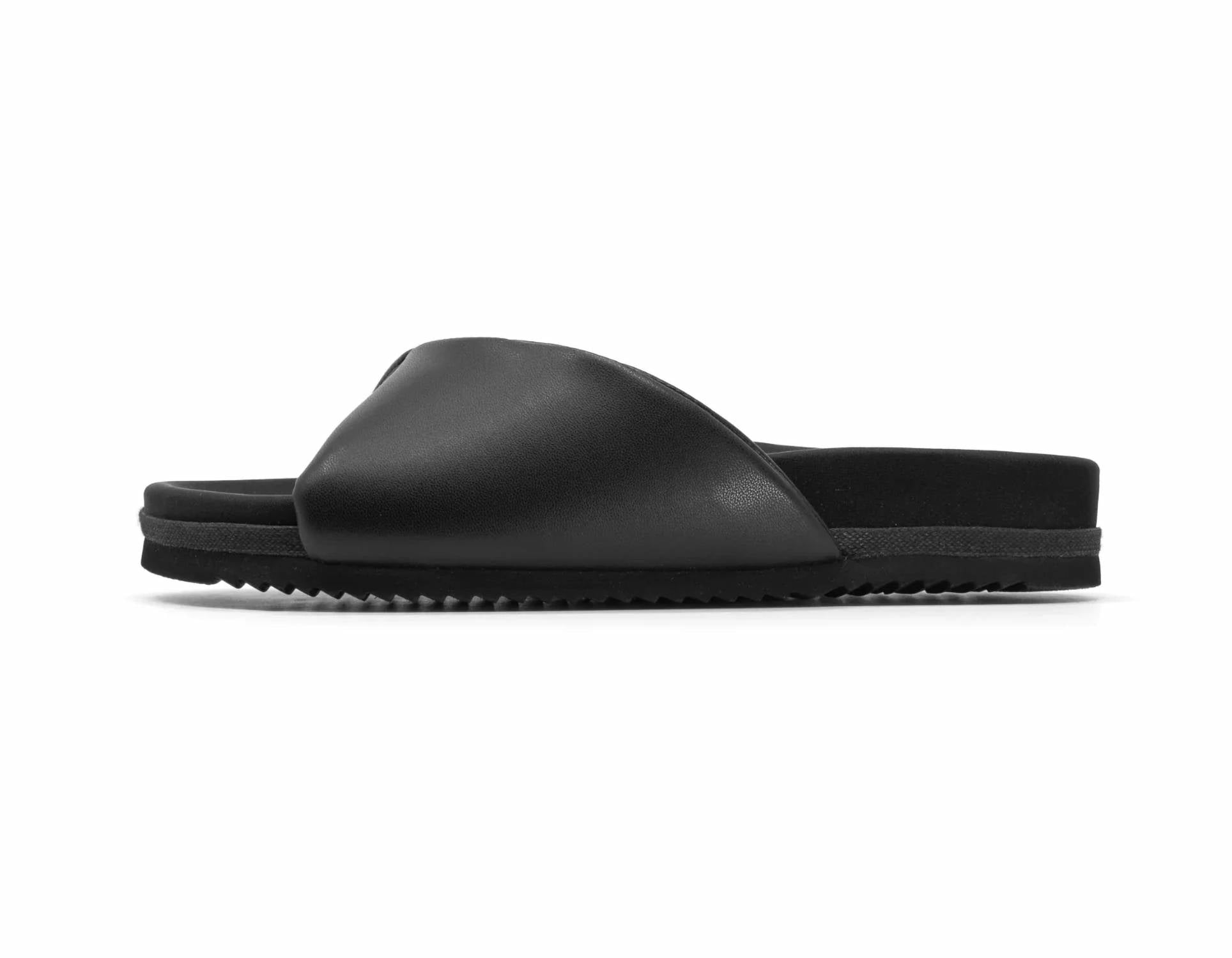 Roam - Women's Twist Slide Sandal