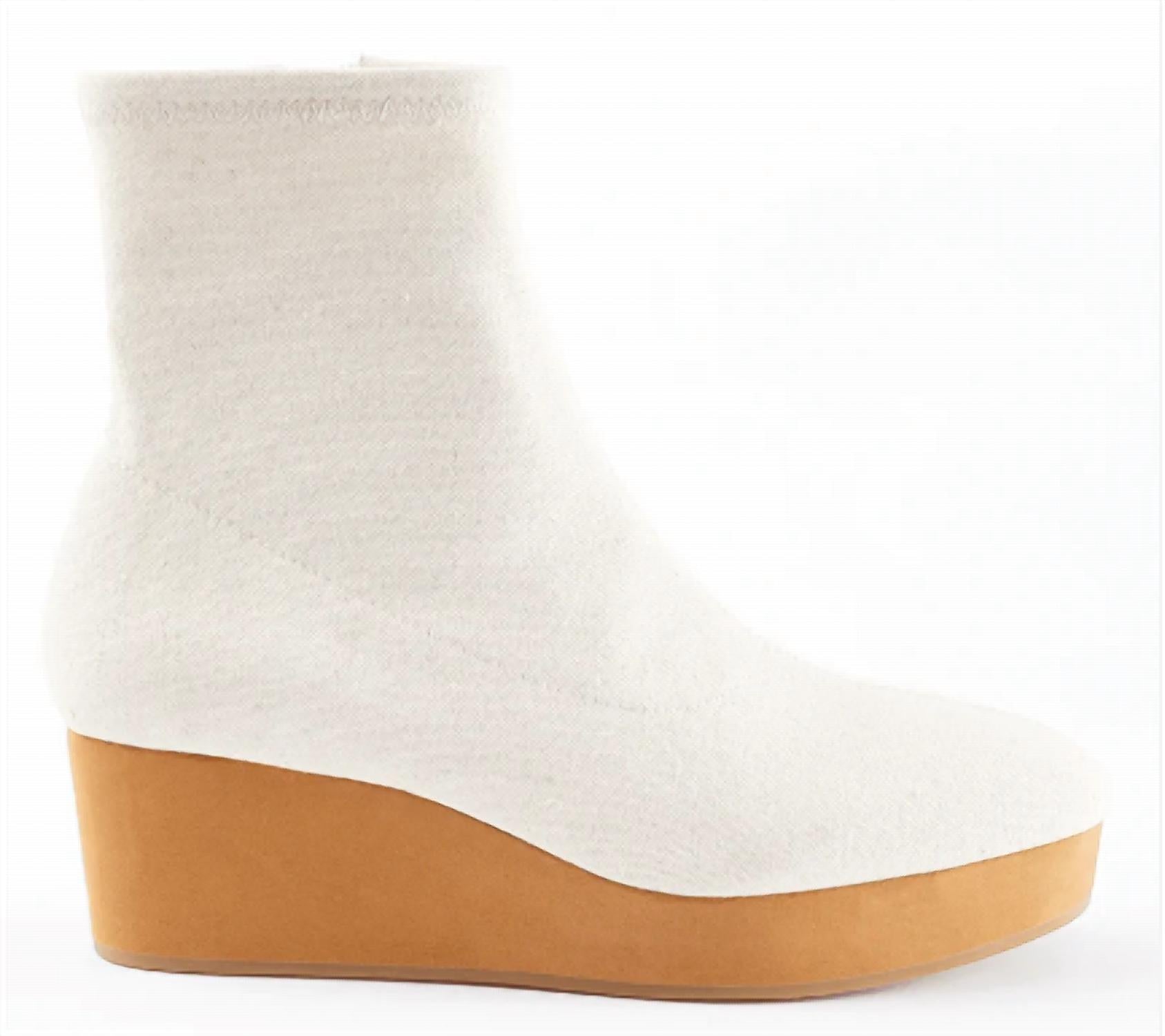 CECELIA NEW YORK Women's Gate Stretch Boot in white - women's shoe