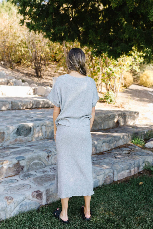 Gilli - Brylee Ribbed Sweater And Side Slit Maxi Skirt Set