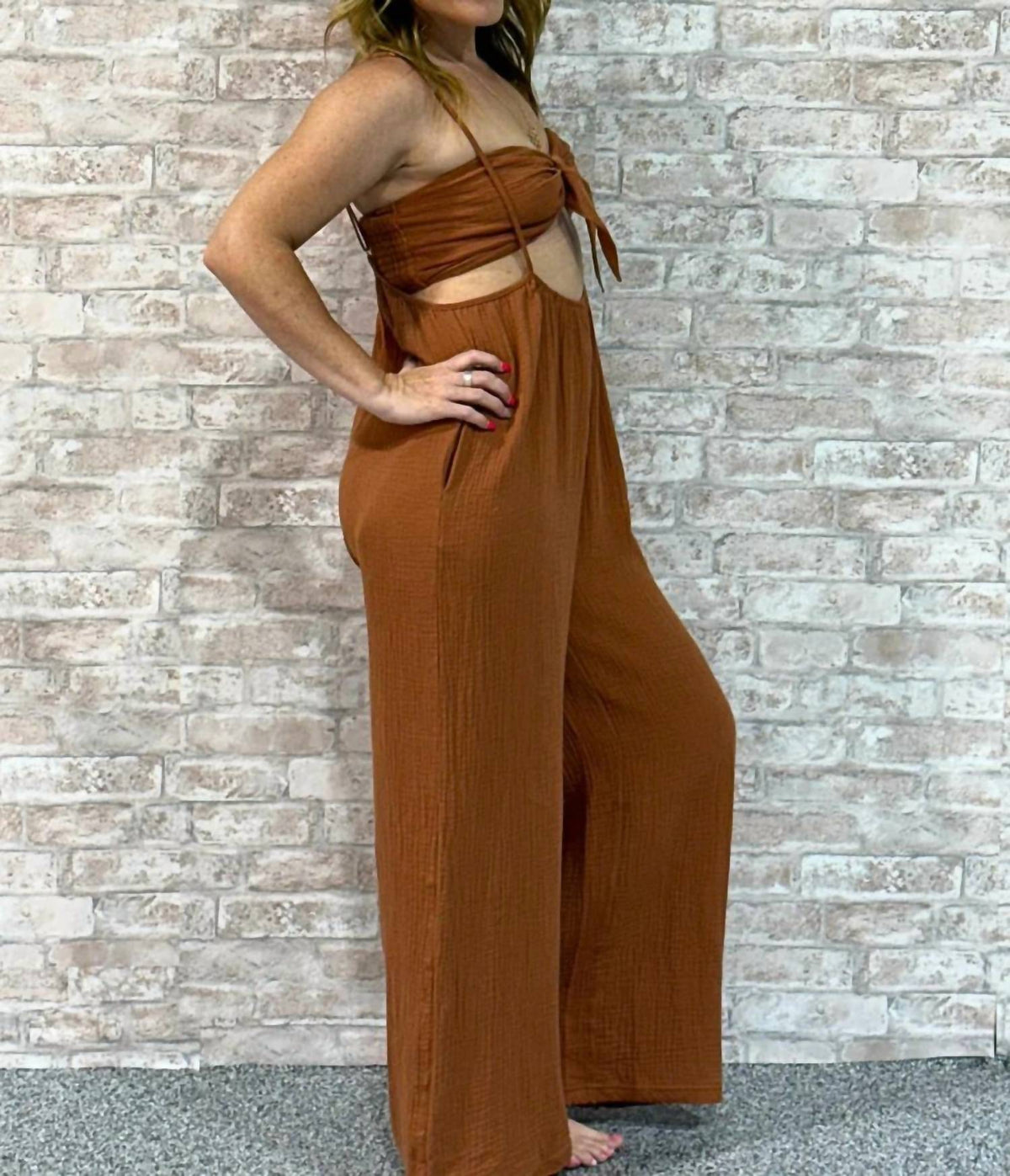Bluivy - The Heatform Cutout One-piece Jumpsuit