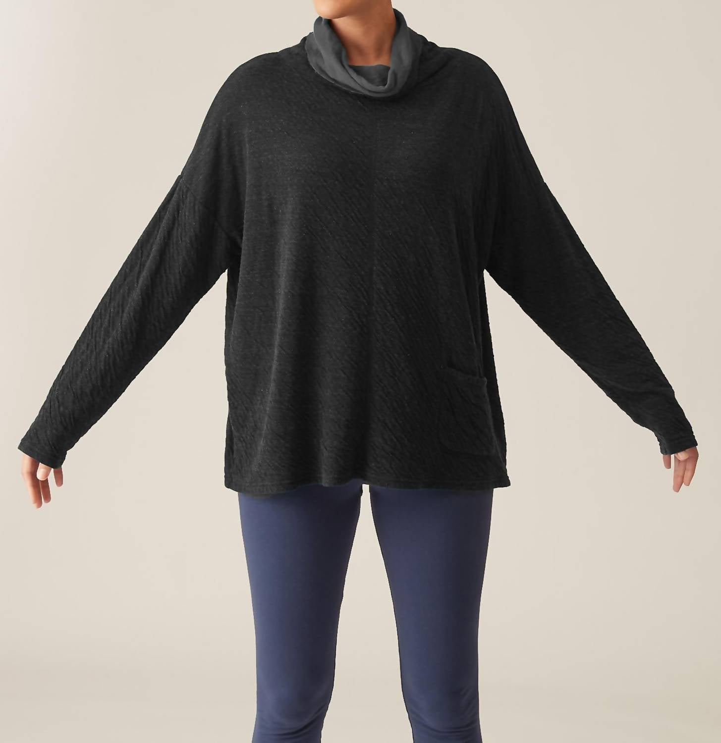 Cut Loose - Long Sleeve Funnel Top