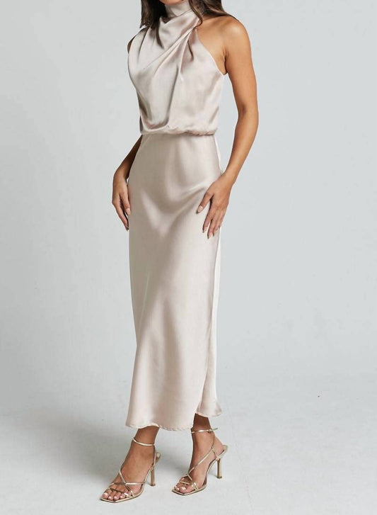 Amourique - A-line Maxi Dress