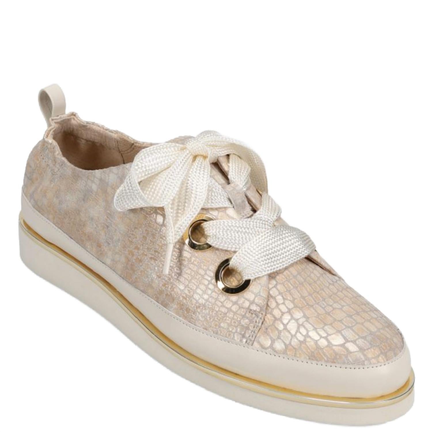 Vaneli - Women's Quenda Lace Up Shoe
