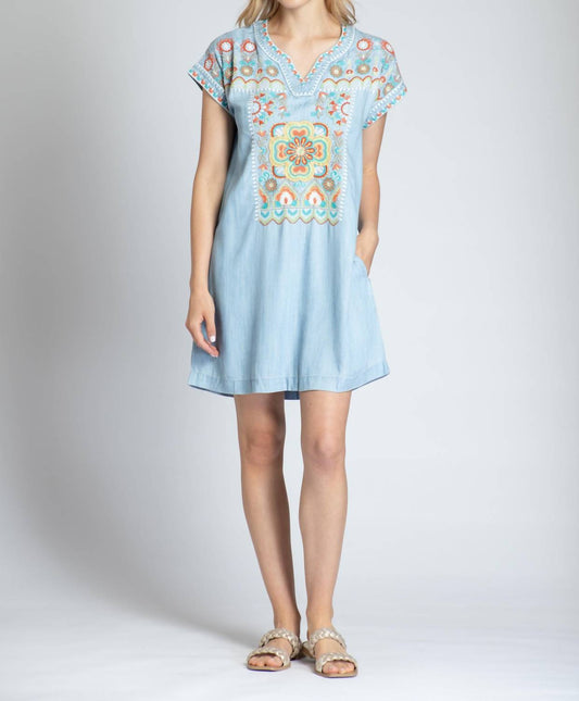 Apny - Embroidered Boho Dress