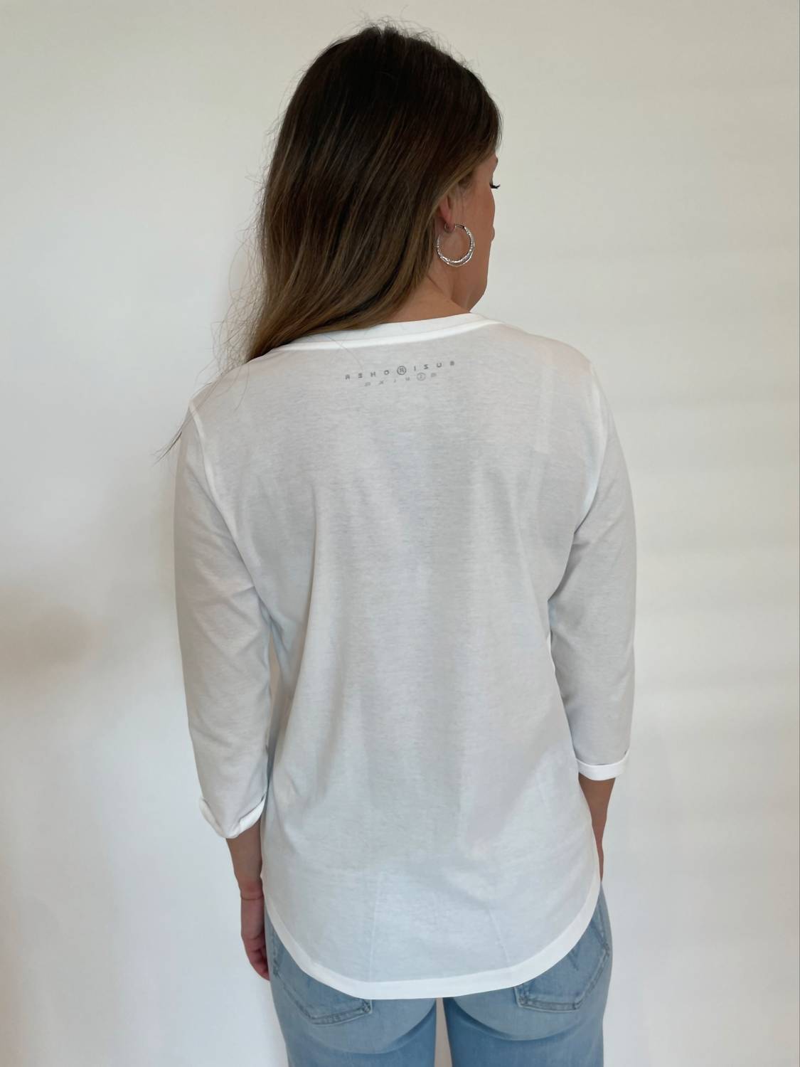 Suzi Roher - Val 3/4 Sleeve V-neck Tee