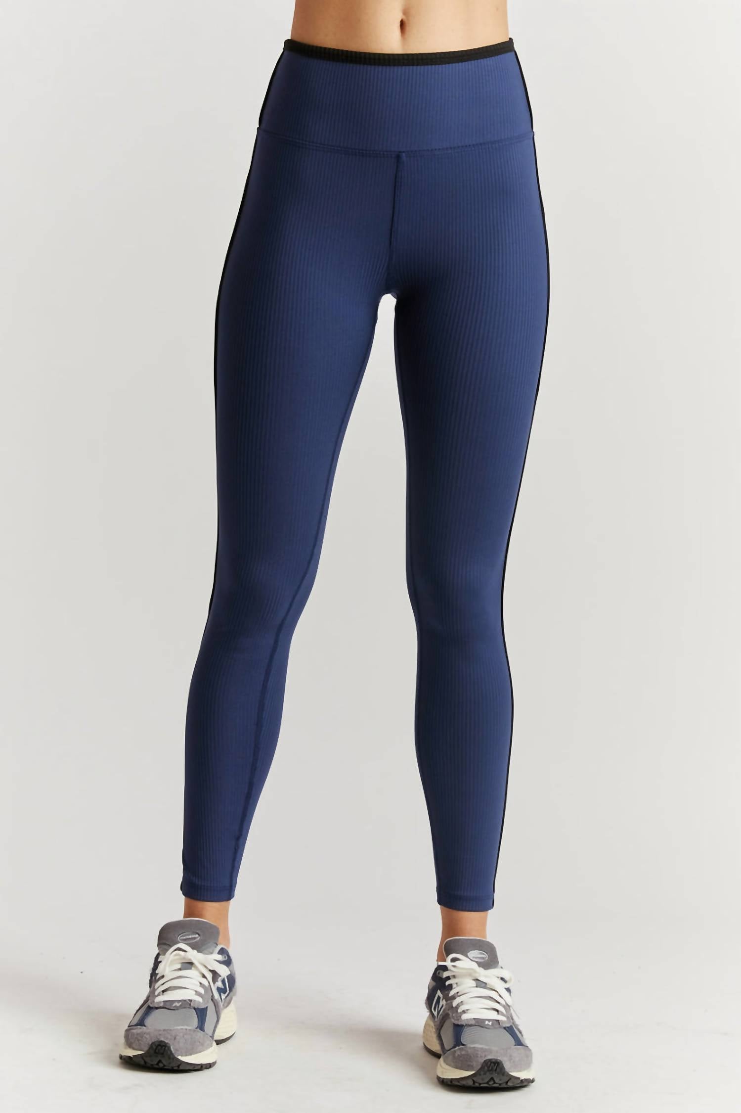 YEAR OF OURS Veronica Ribbed Two Tone Leggings in navy black - women's pants