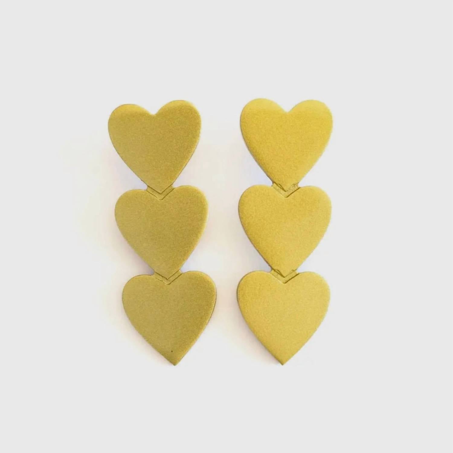 Sunshine Tienda - Women's Heart Earrings