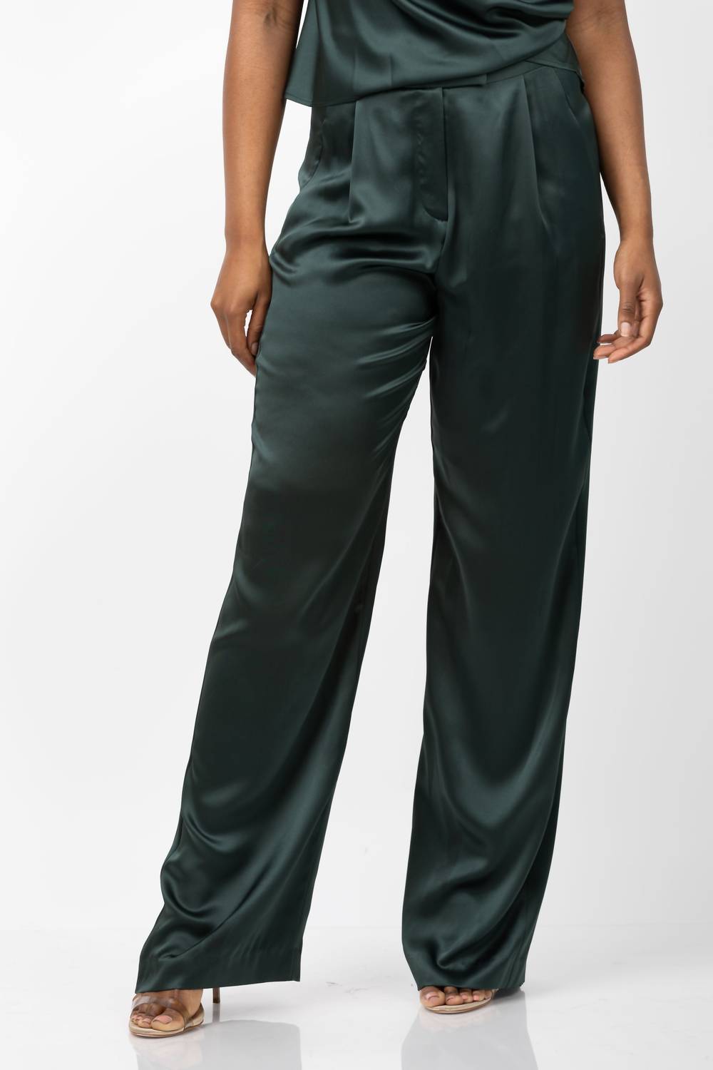 THE SEI Wide Leg Silk Trousers in hunter green - women's pants