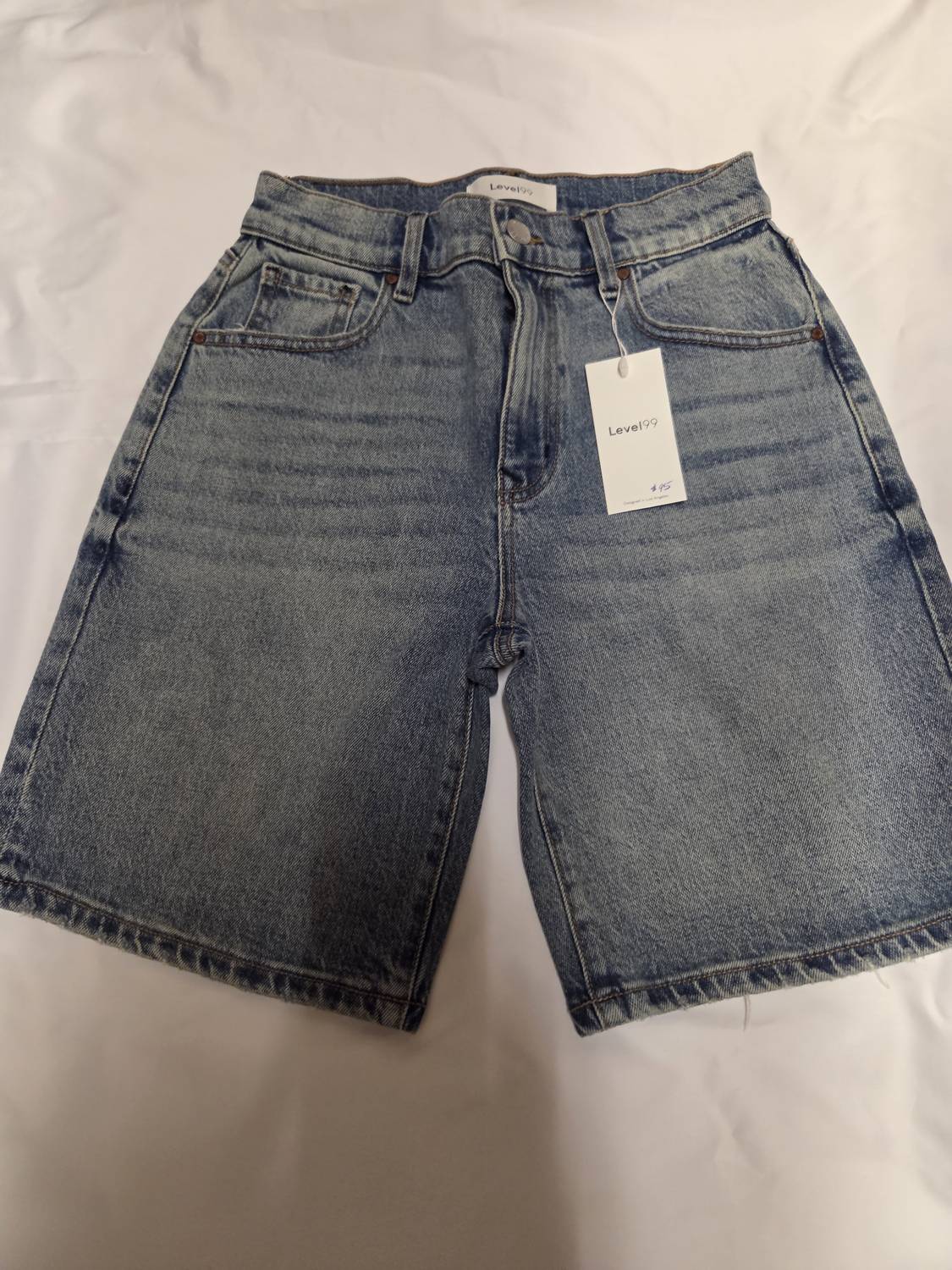 Level99 - Women's Jean Short