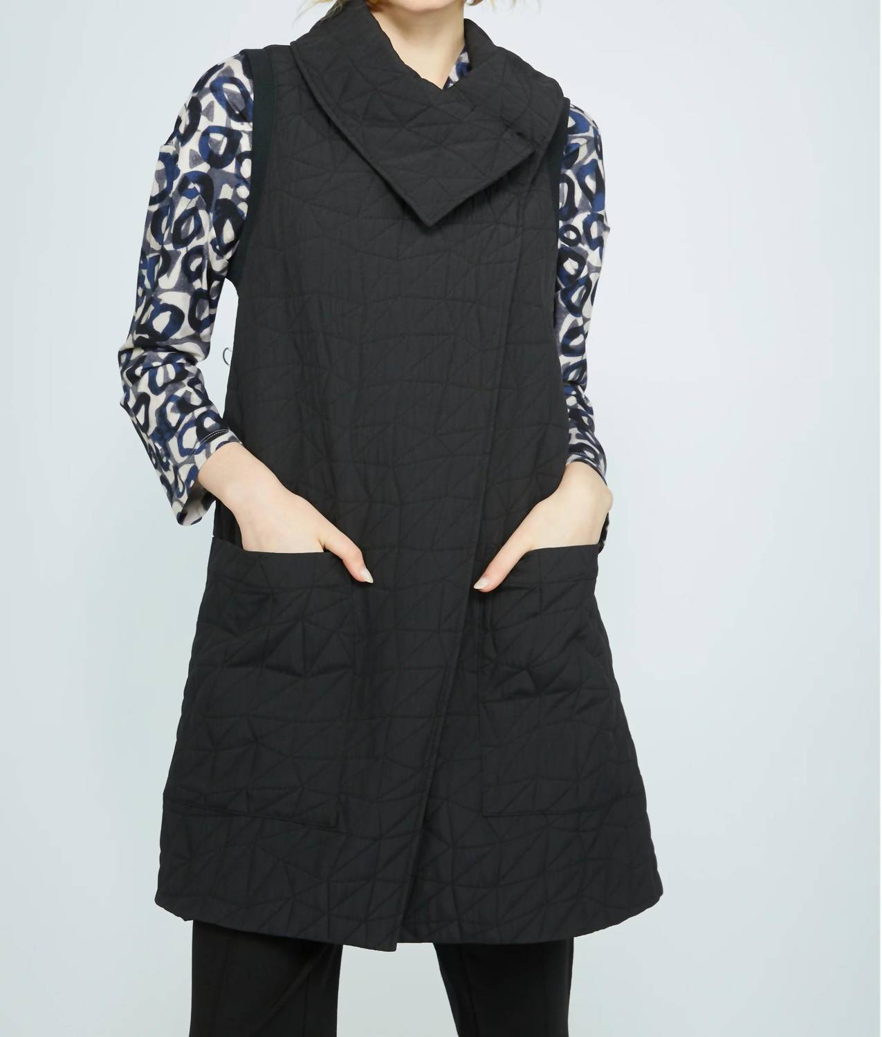 Olivia By Habitat - Kaleidoscope Quilt Angled Pocked Vest