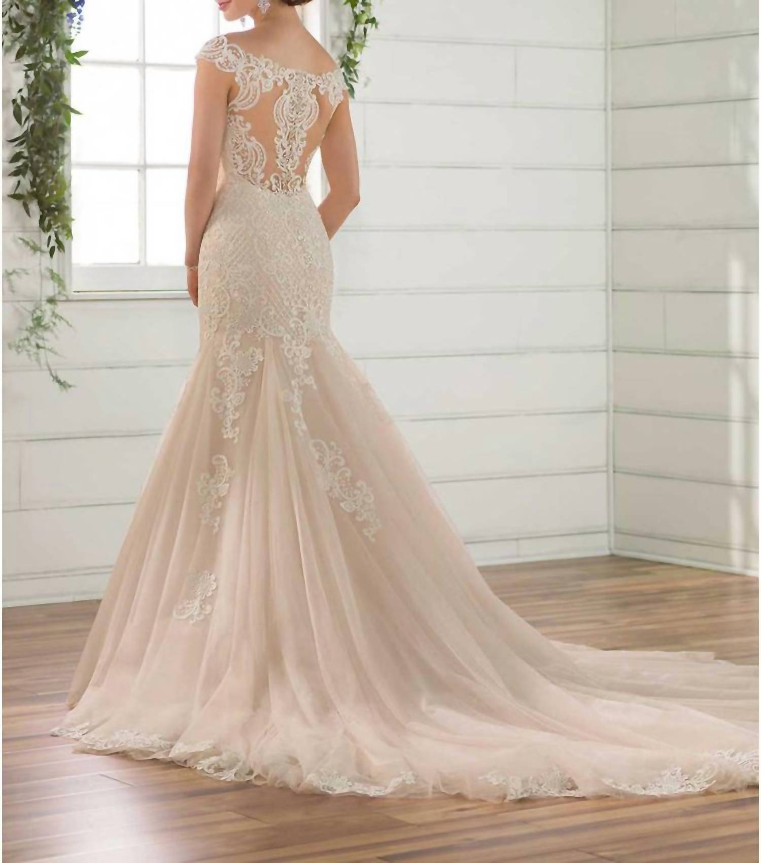 Essence Of Australia - Mermaid Wedding Dress