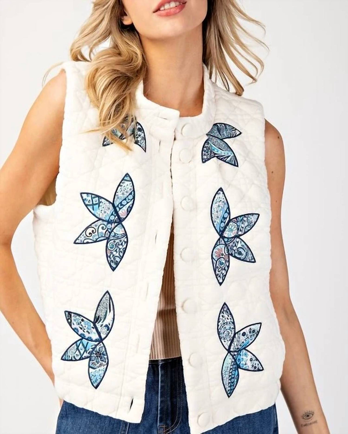 Ee:Some - Annie Sleeveless Vest