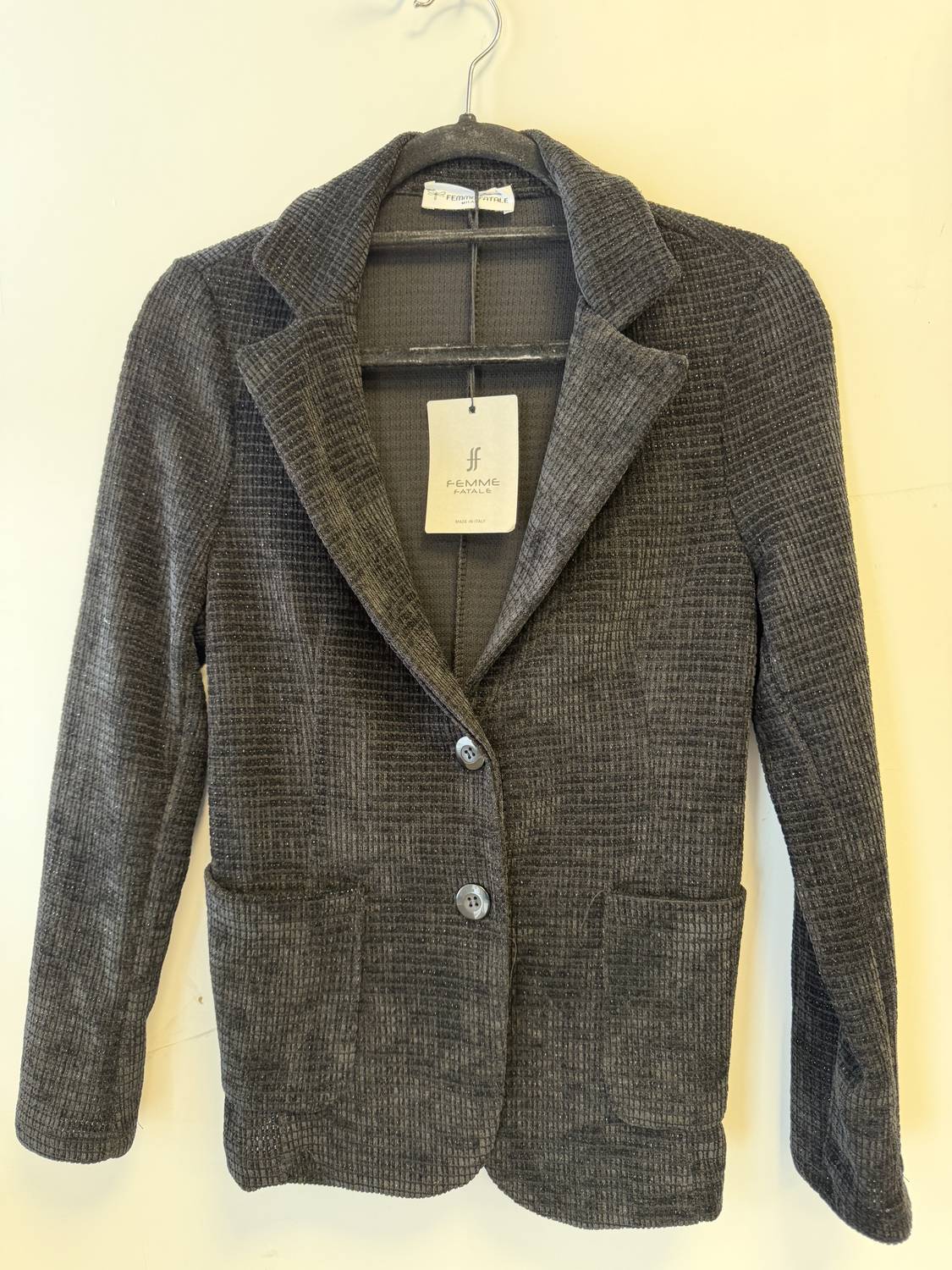 Femme Fatale - Women's Single-Breasted Check blazer