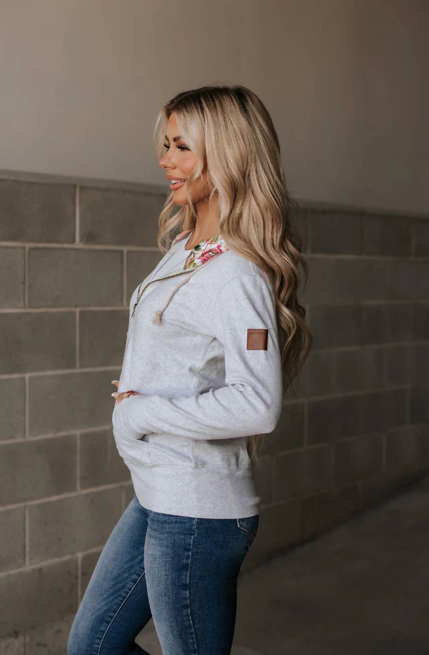 Ampersand Ave - Fullzip Sweatshirt