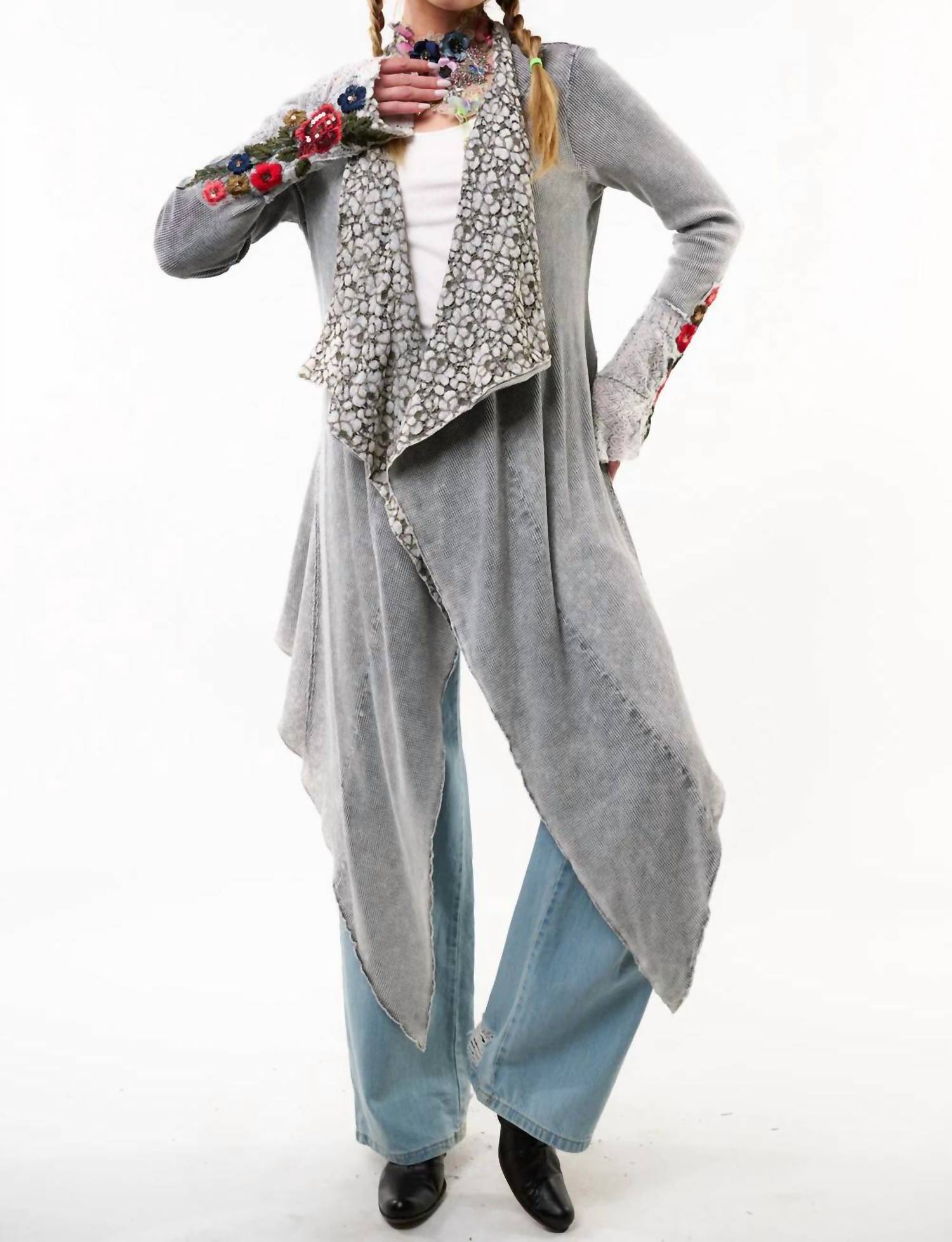 Aratta - Traveling Set