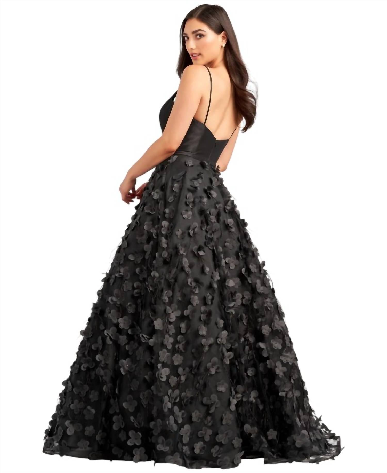 Ellie Wilde - Fit And Flare Prom Dress