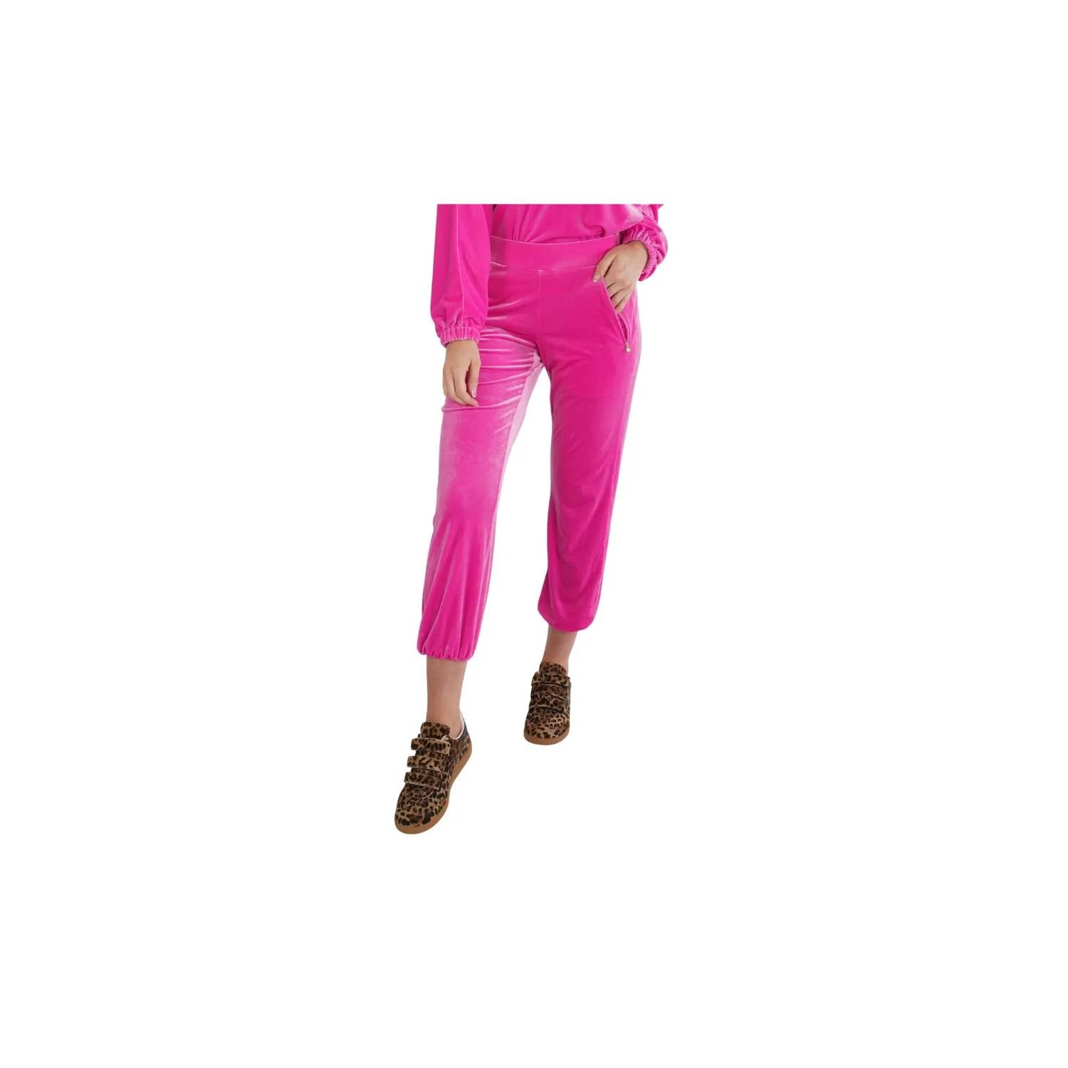 Emily Mccarthy - Downtown Jogger