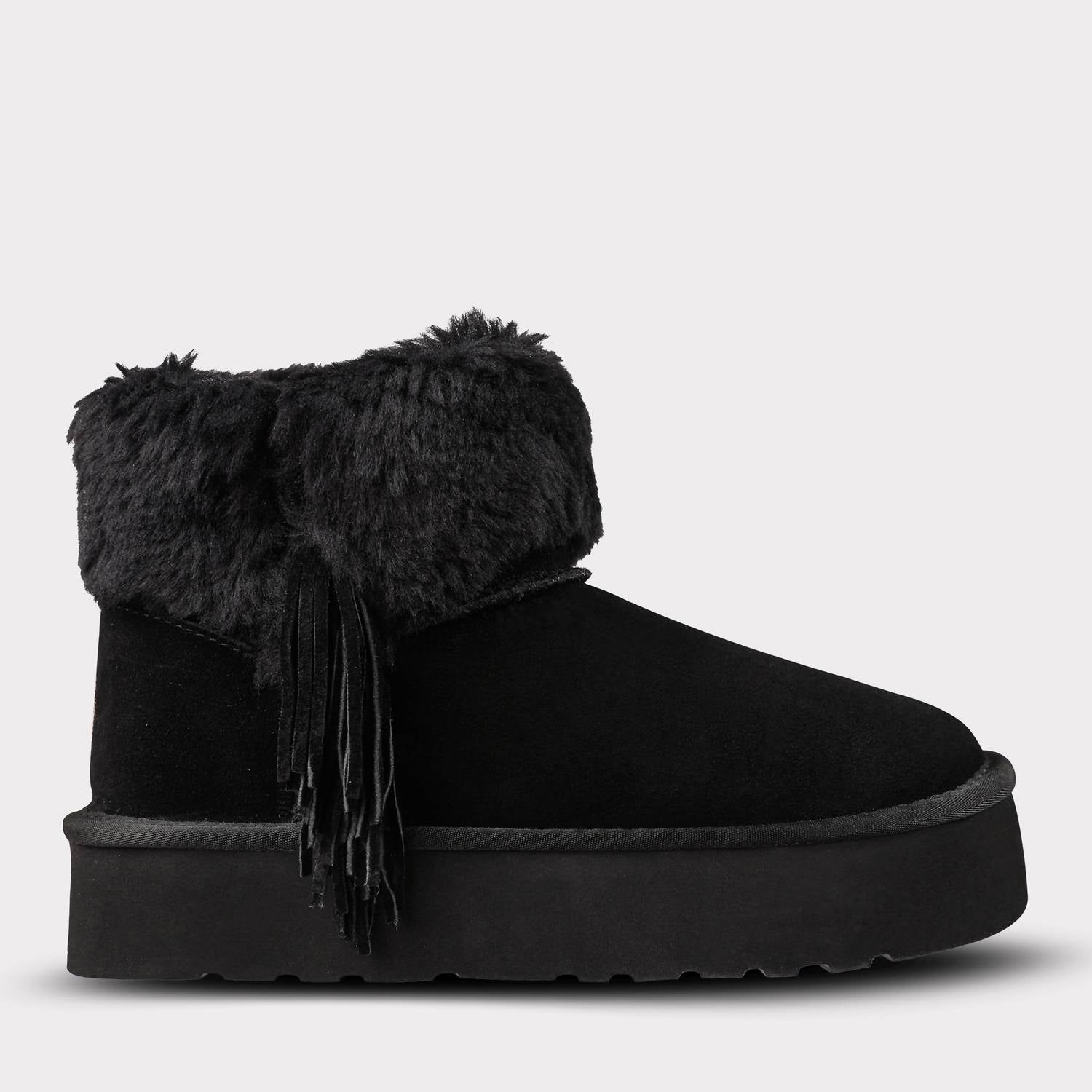 Lamo Women's Amari Suede Platform Boot in black - women's shoe