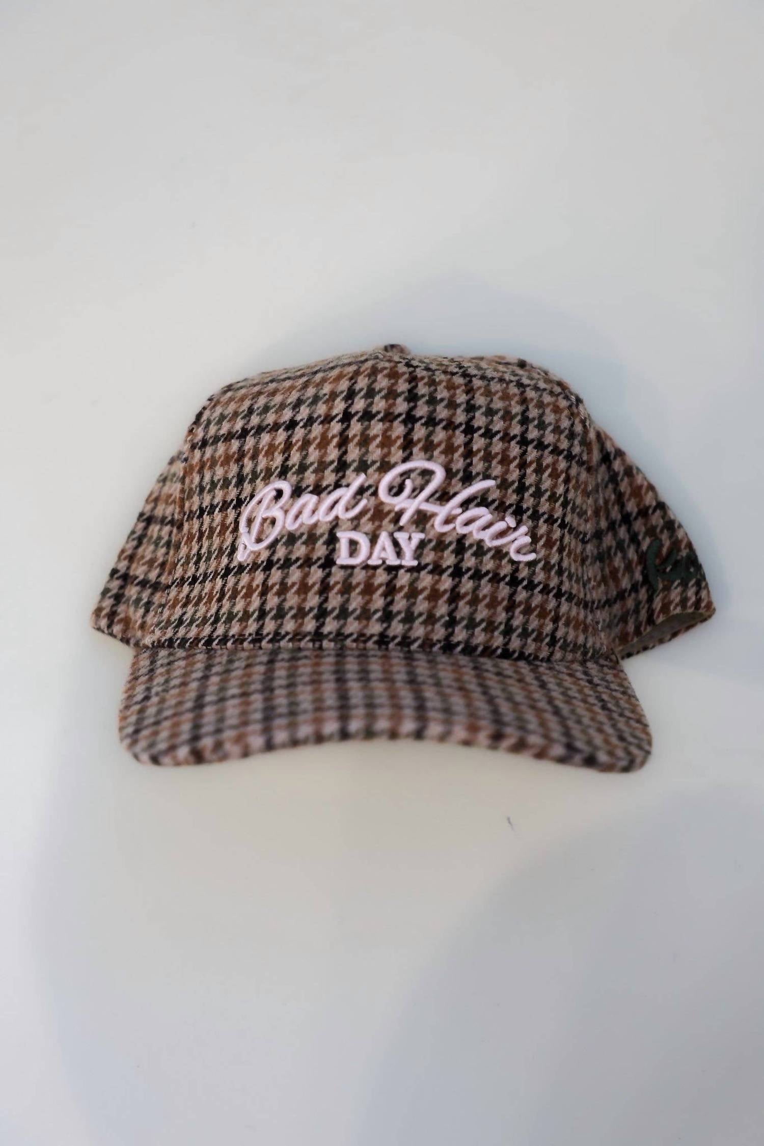 Kaxi - Women's Tweed Trucker Hat