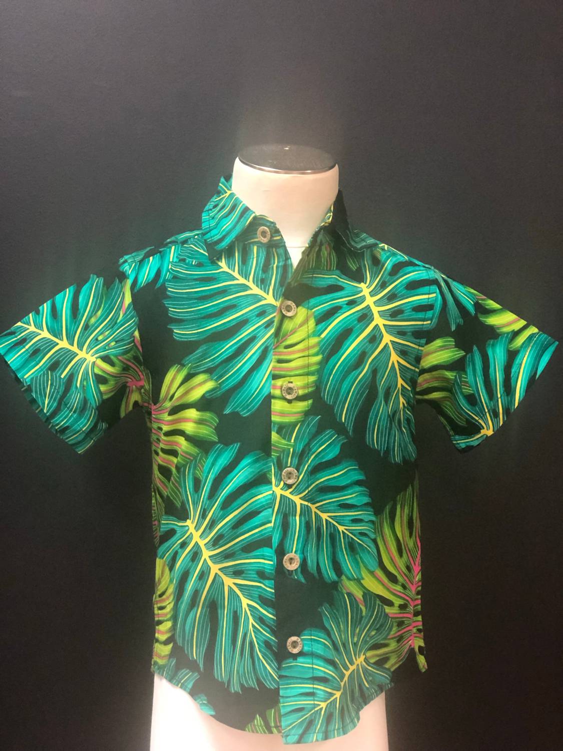 Coradorables - Boys Monstera Fluorescent Short Sleeve "kalani" Aloha Shirt