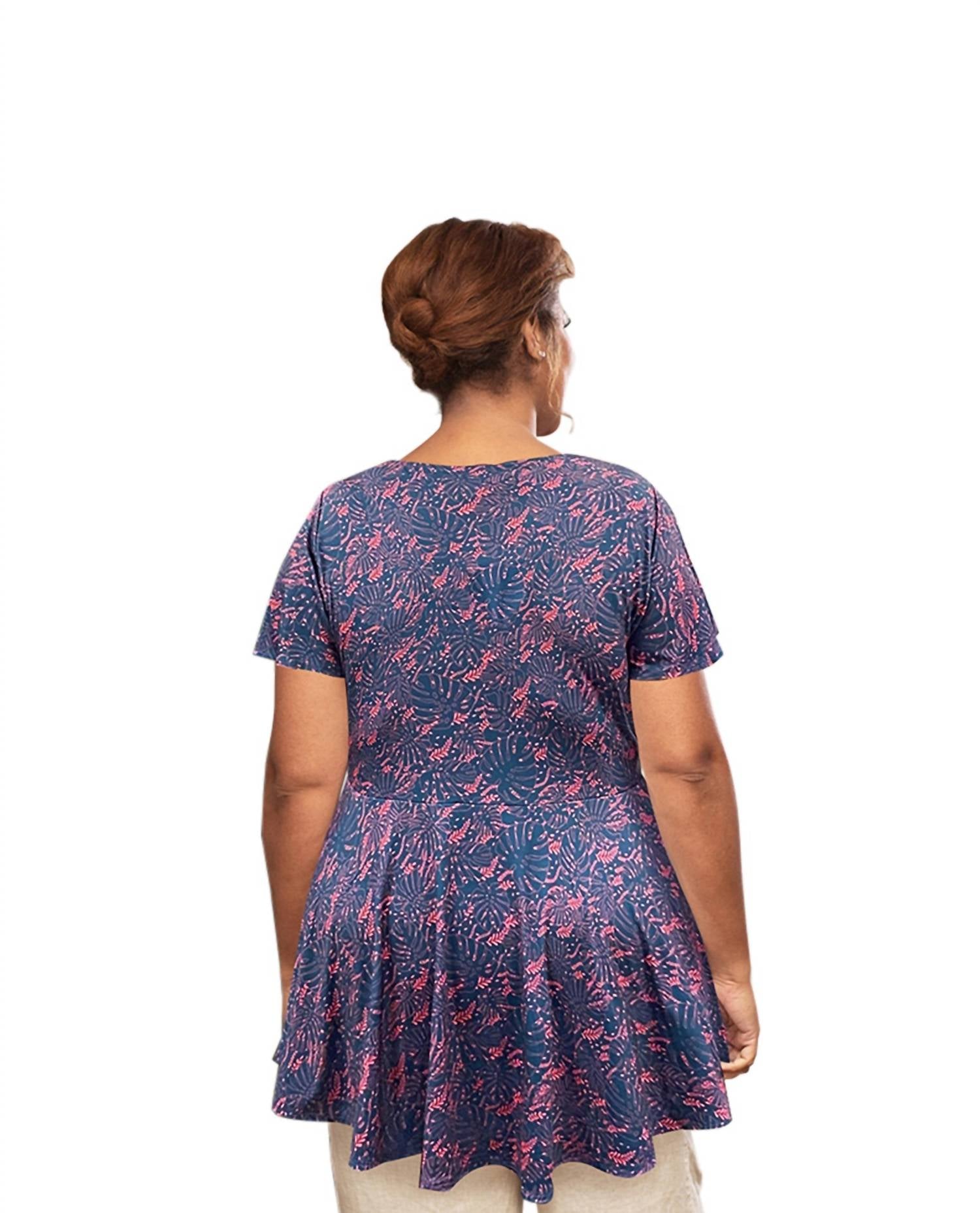 On The Plus Side - Printed Short Sleeve Baby Doll Top - Plus