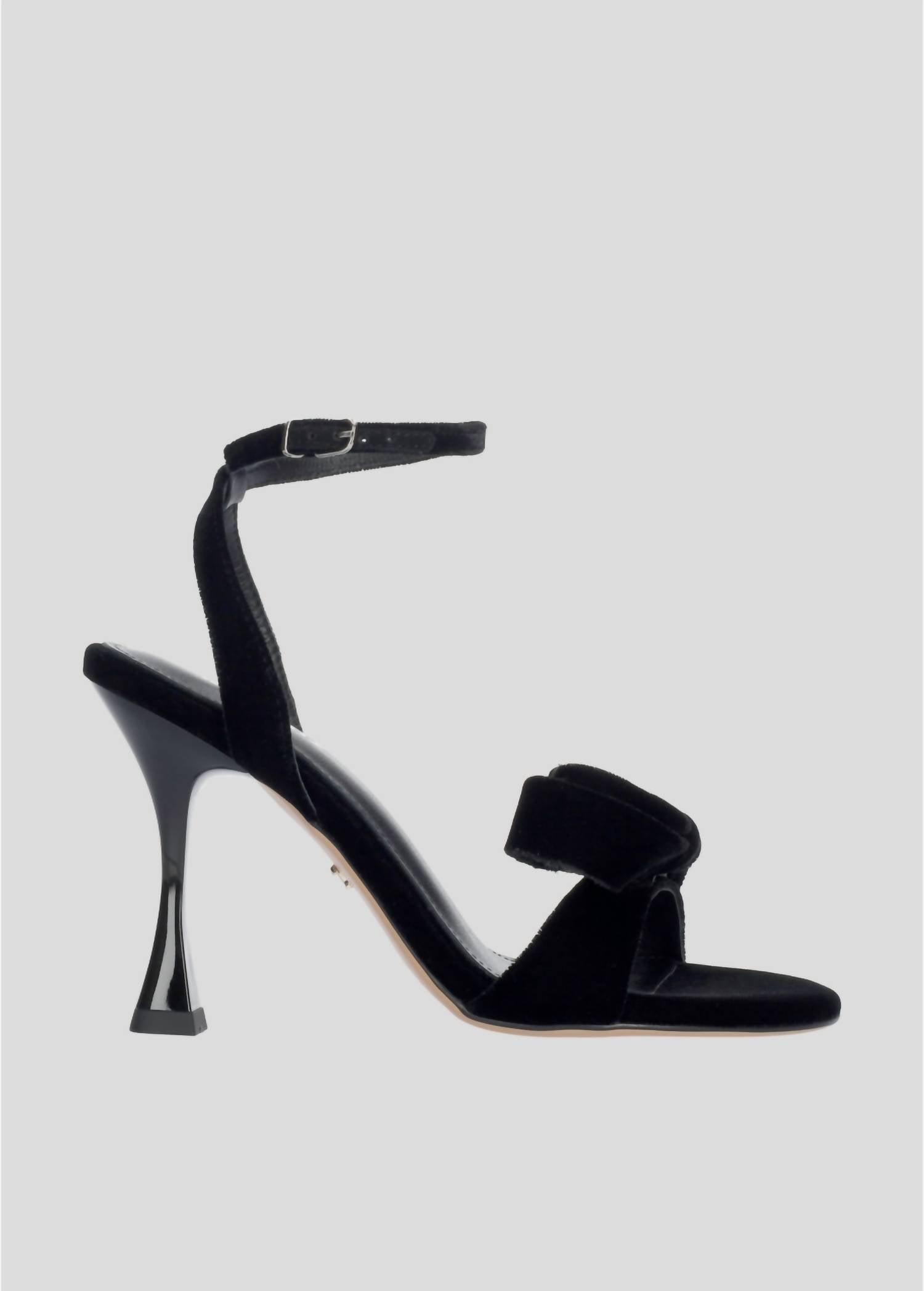 Lola Cruz - Women's Cynthia Heeled Sandals